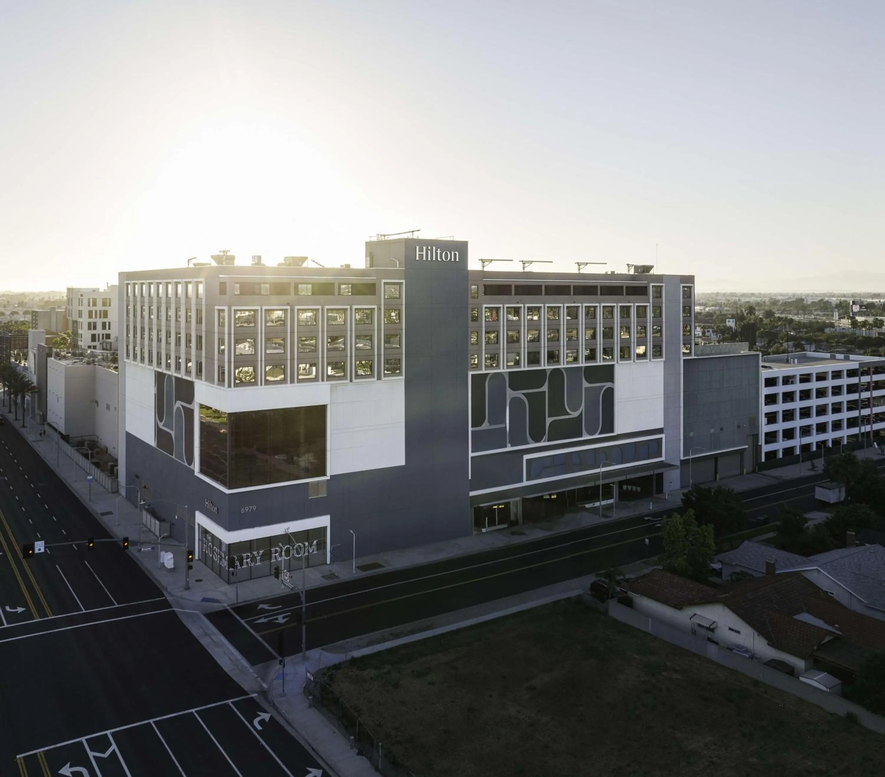 Property building in Hilton Buena Park Anaheim