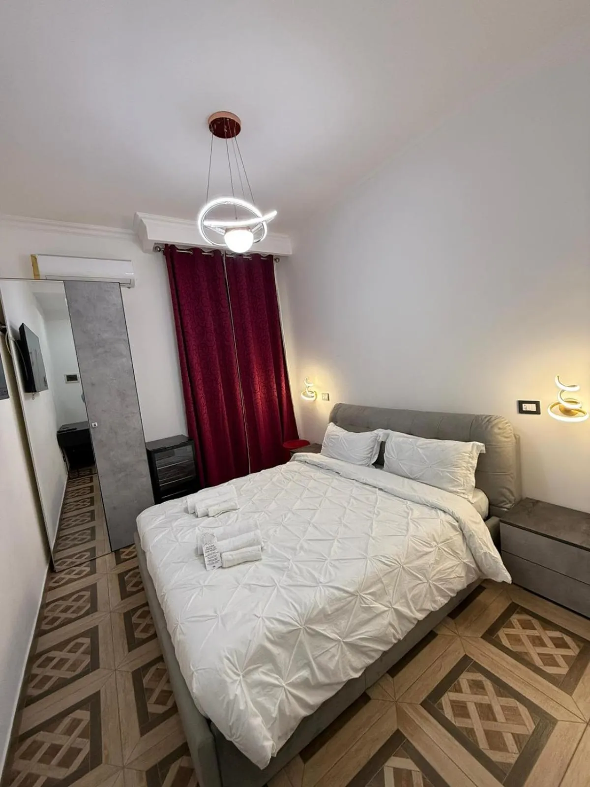 Property building, Bed in Rosa Italia Hotel Roma