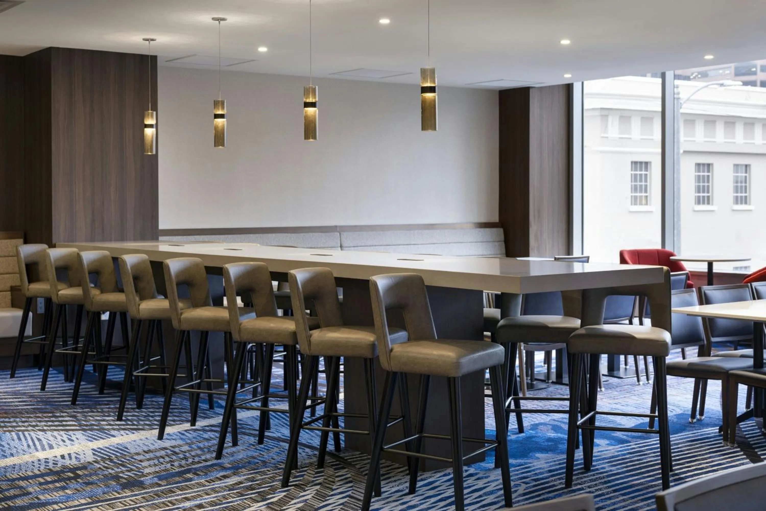 Lounge or bar in Courtyard by Marriott Los Angeles L.A. LIVE