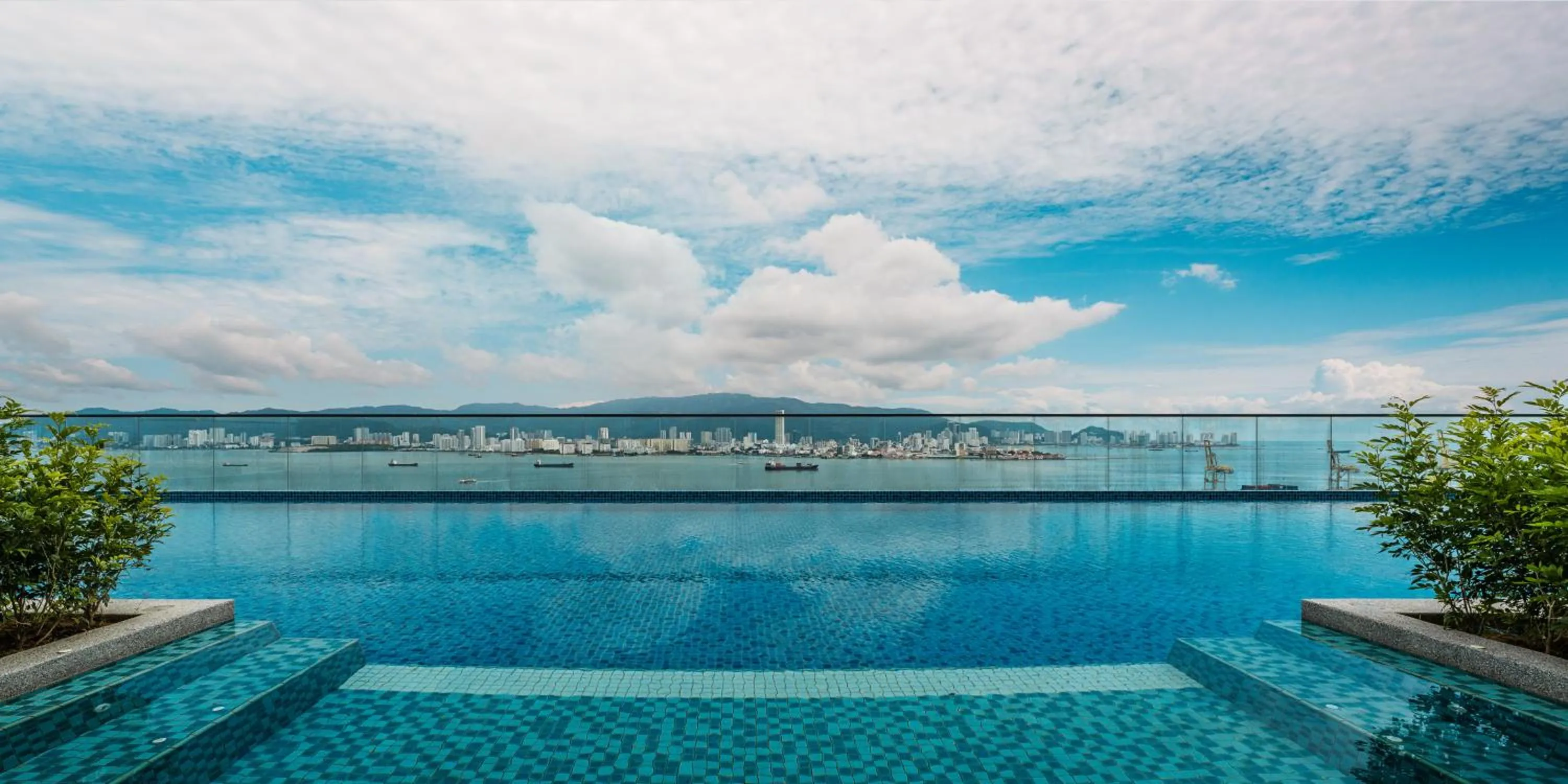 Crowne Plaza Penang Straits City by IHG