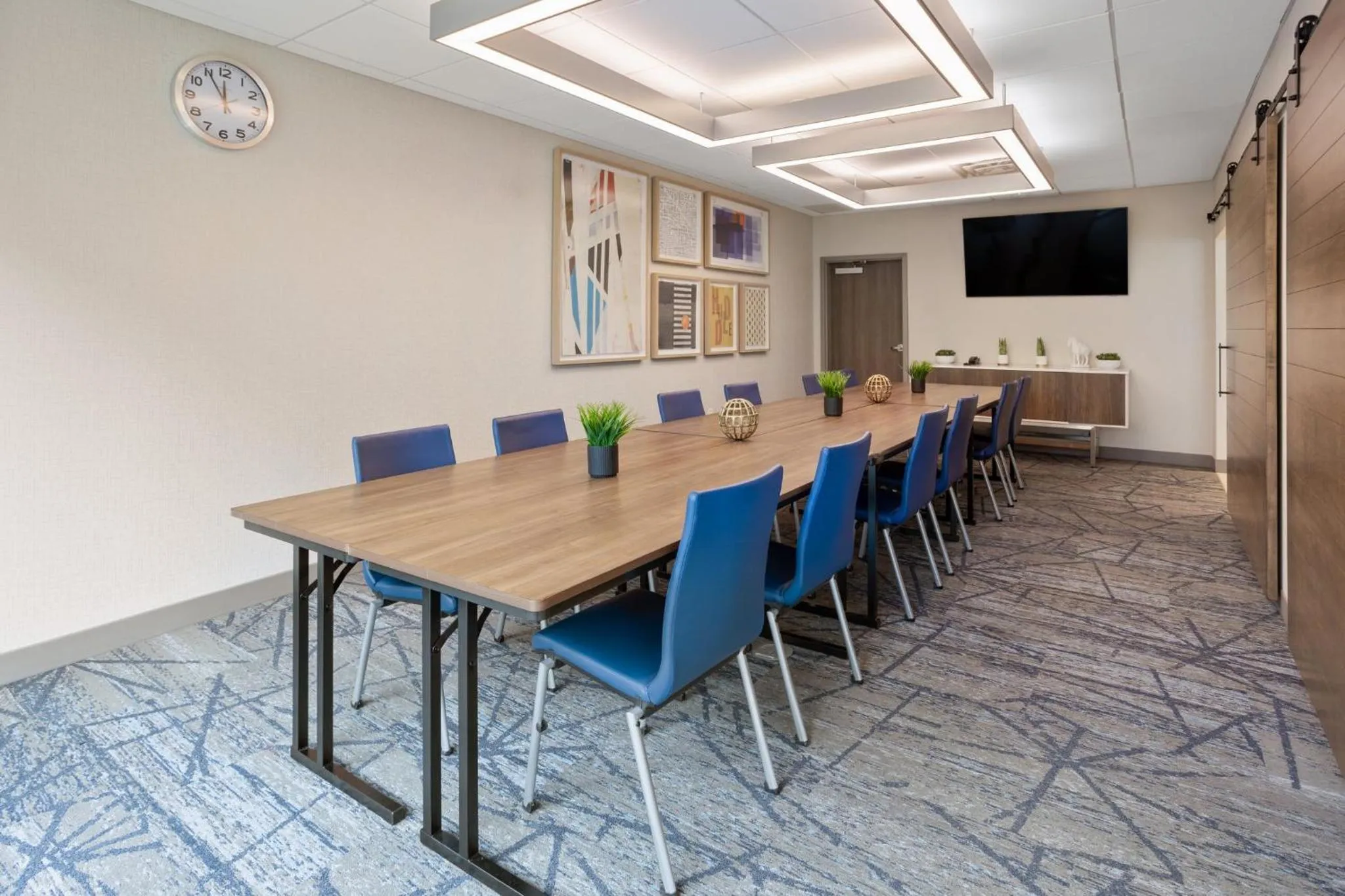 Meeting/conference room in Holiday Inn Express & Suites Waynesboro East