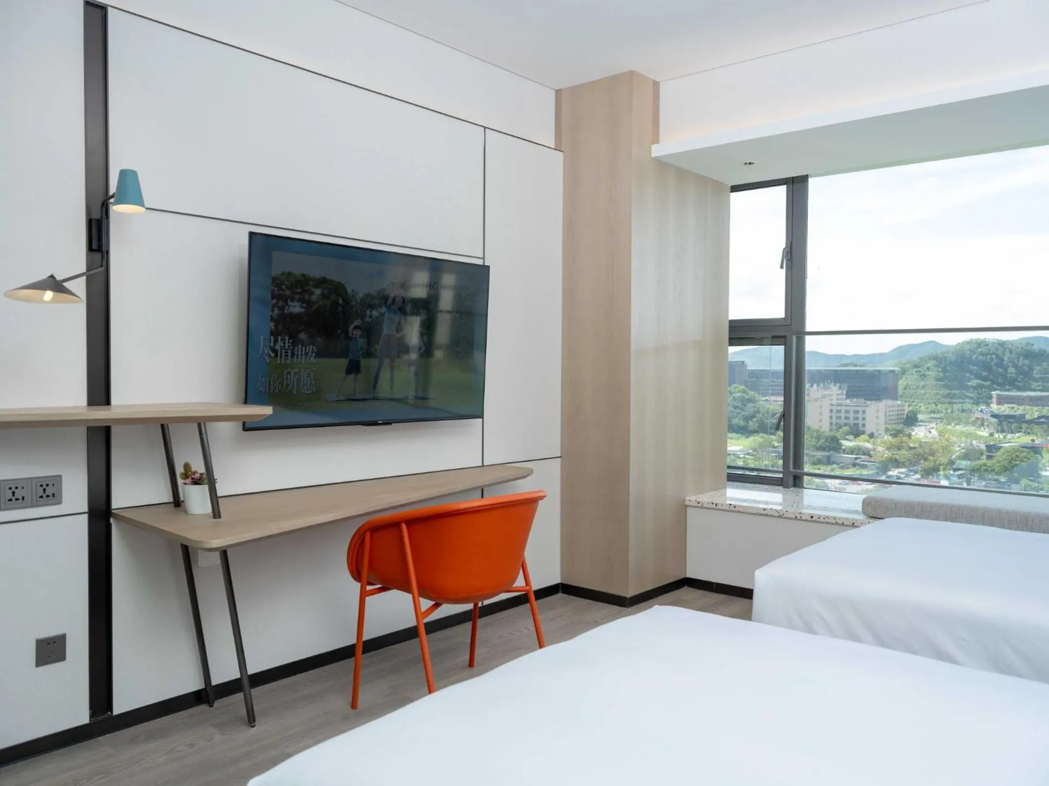 Bedroom, Bed in EVEN Hotels Shenzhen Guangming Cloud Park by IHG