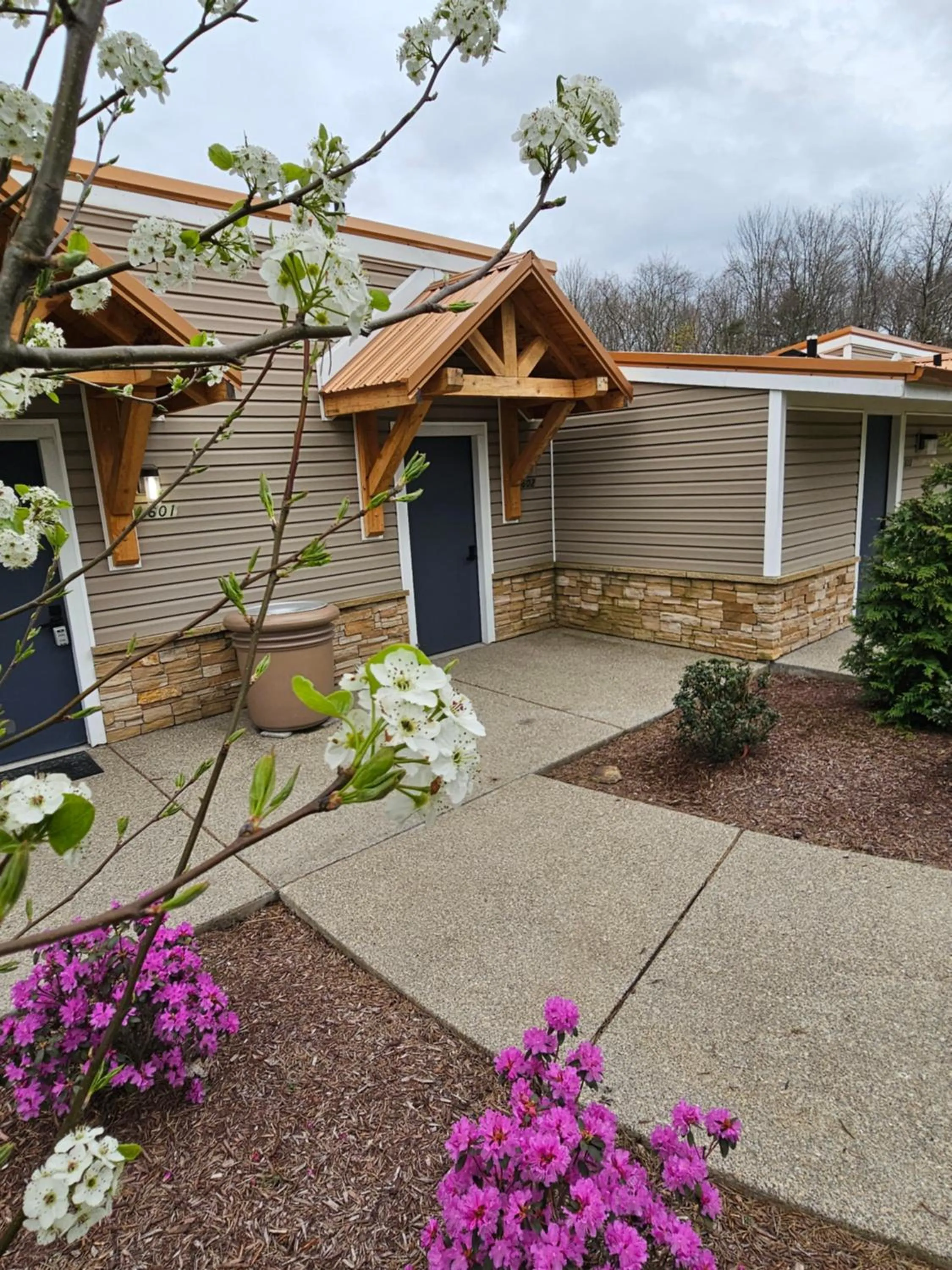 Property building in Lodge at Chalk Hill