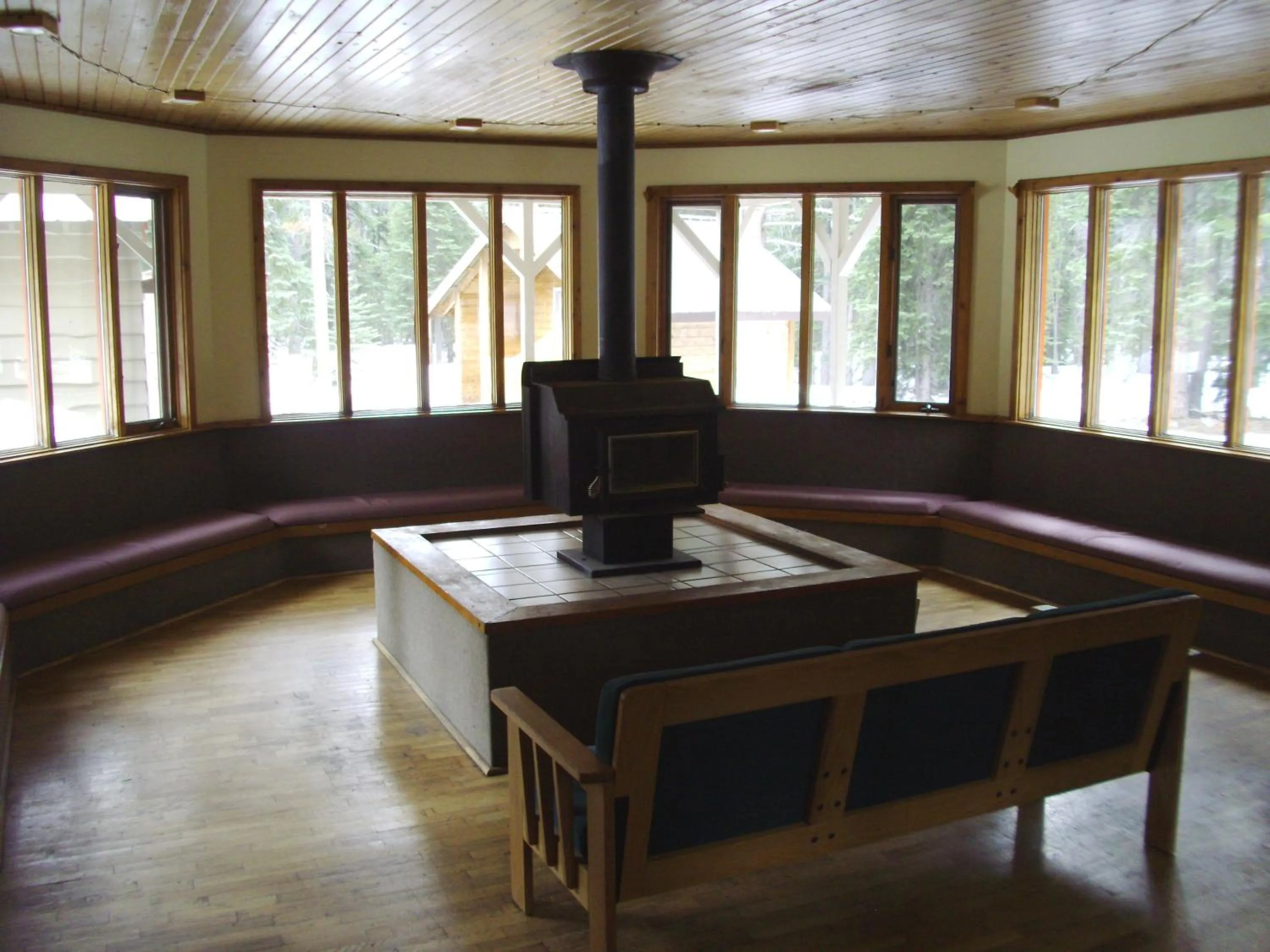 Lounge or bar in HI Mosquito Creek - Wilderness Hostel