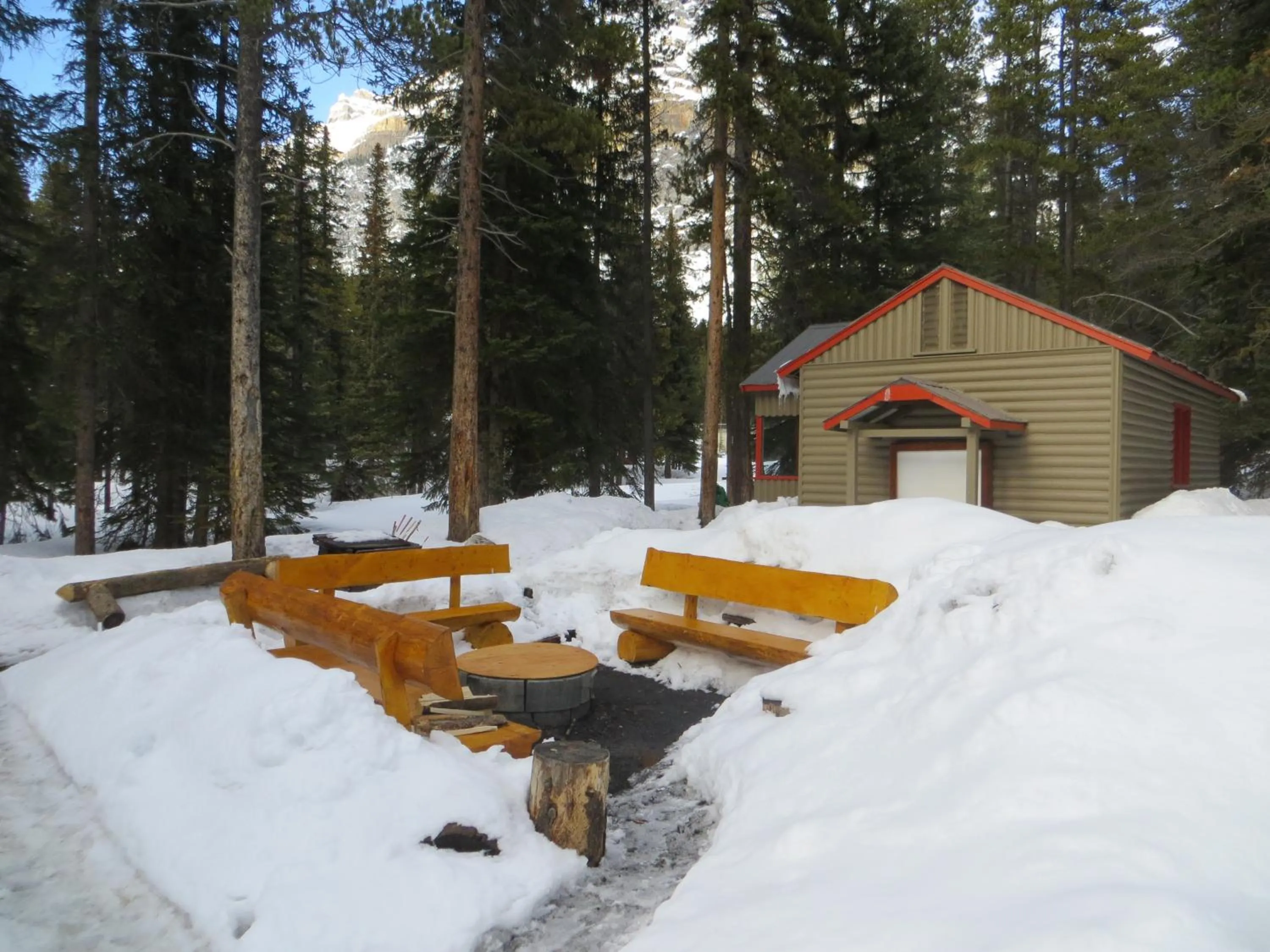 Facade/entrance in HI Mosquito Creek - Wilderness Hostel