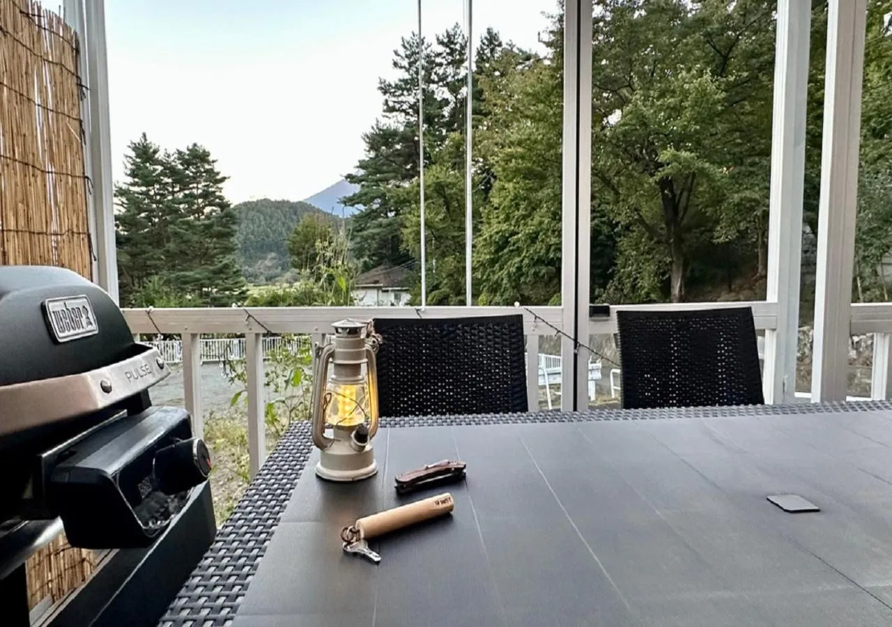 Patio in glampark S.O.P Fuji Kawaguchi Lake