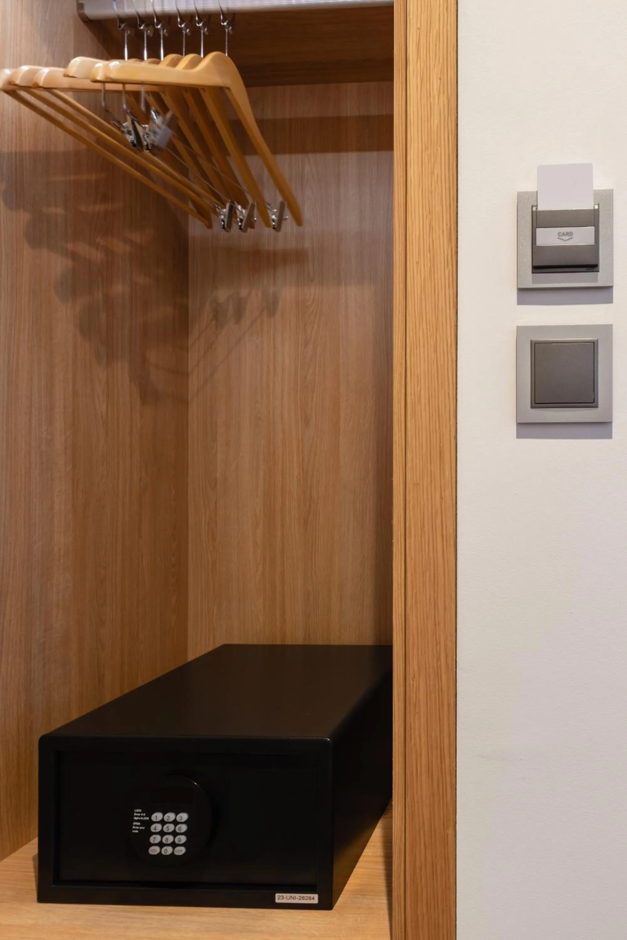 safe in Brit Hotel Privilège Paris Rosny-sous-Bois