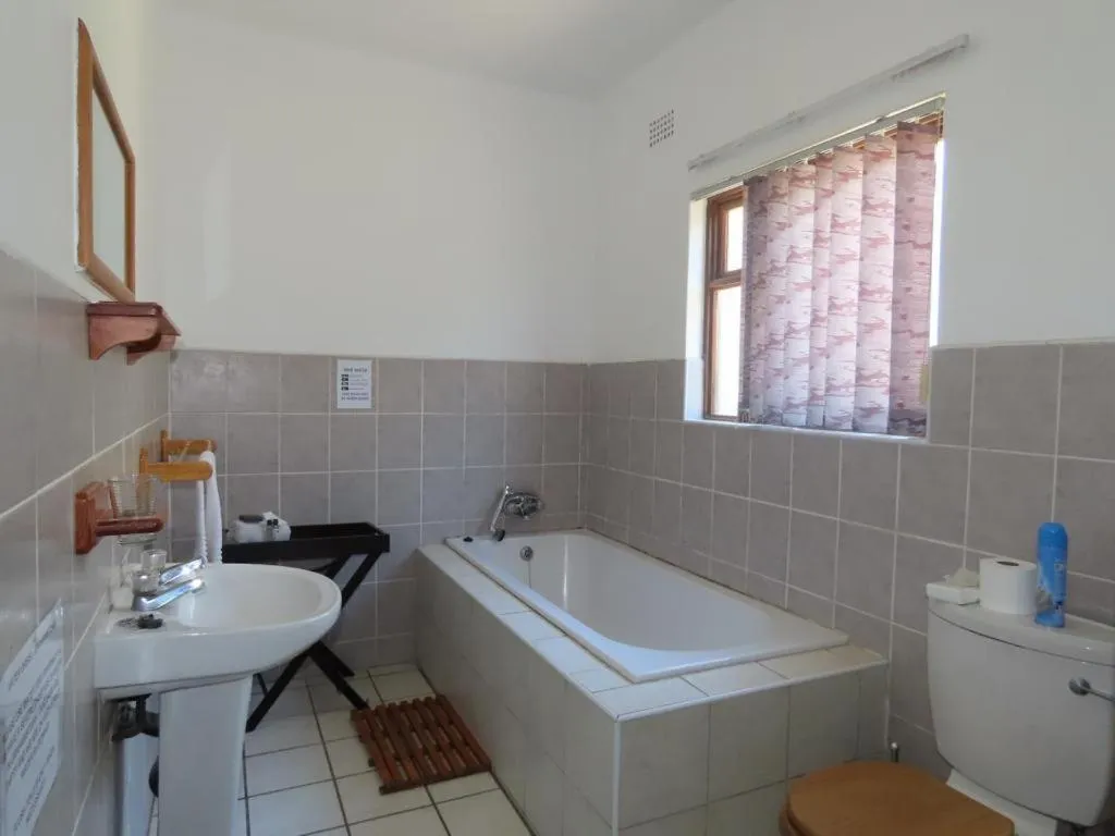 Bathroom in The Cock House