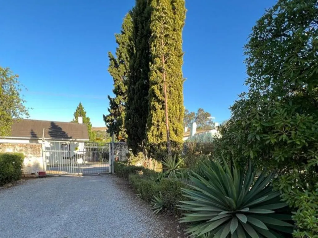 Facade/entrance in The Cock House