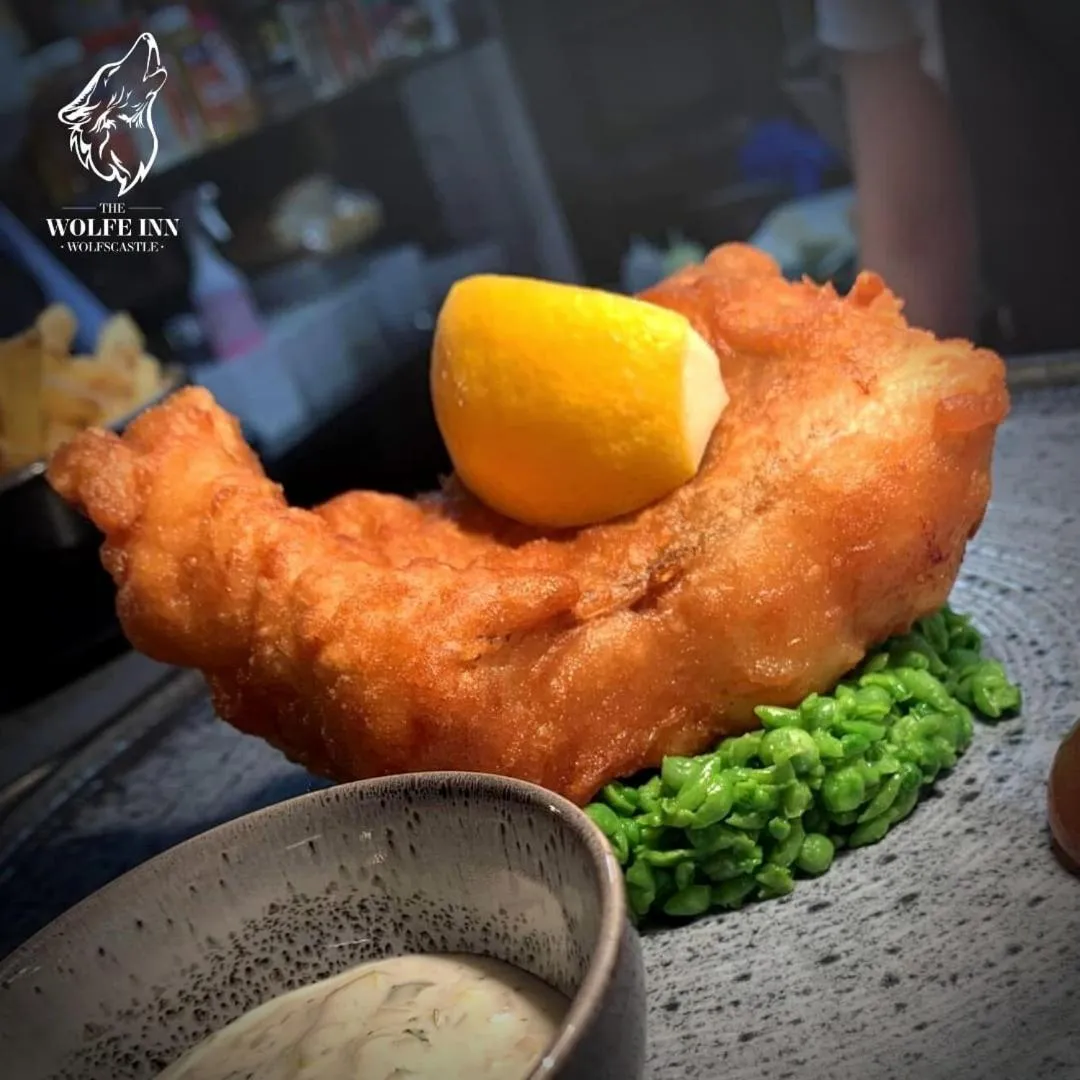 Restaurant/places to eat in The Wolfe Inn Wolfscastle