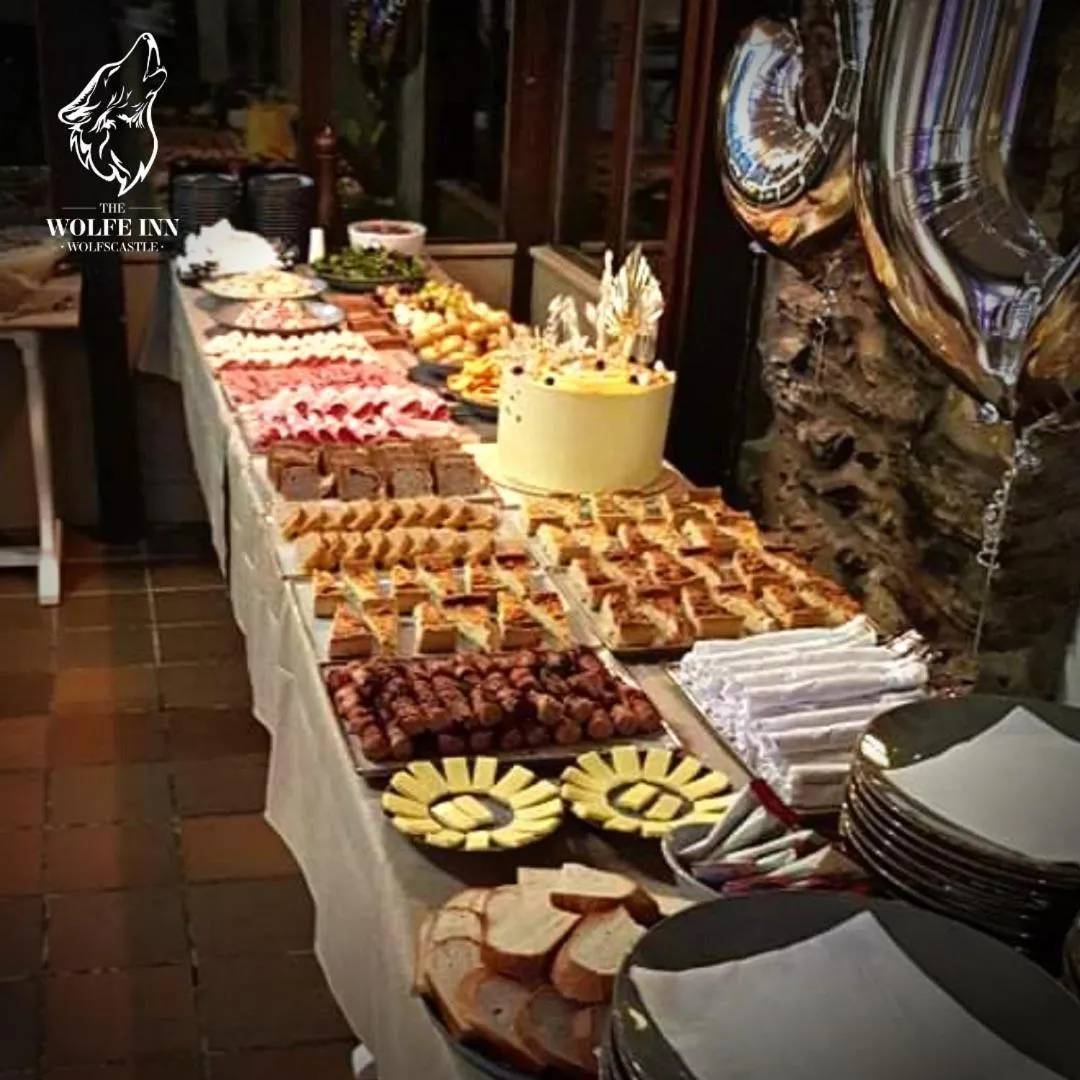 Restaurant/places to eat in The Wolfe Inn Wolfscastle