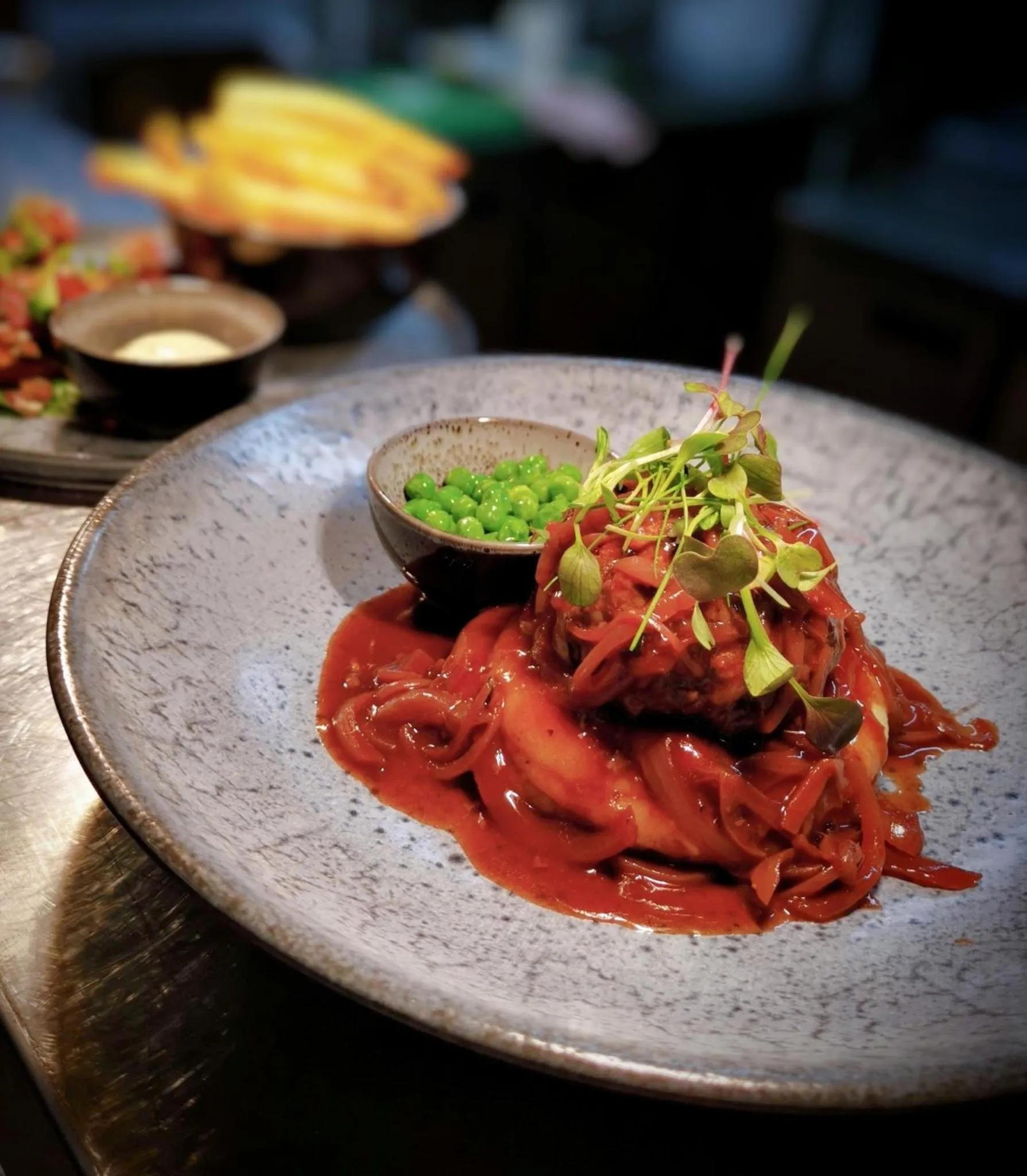 Restaurant/places to eat in The Wolfe Inn Wolfscastle