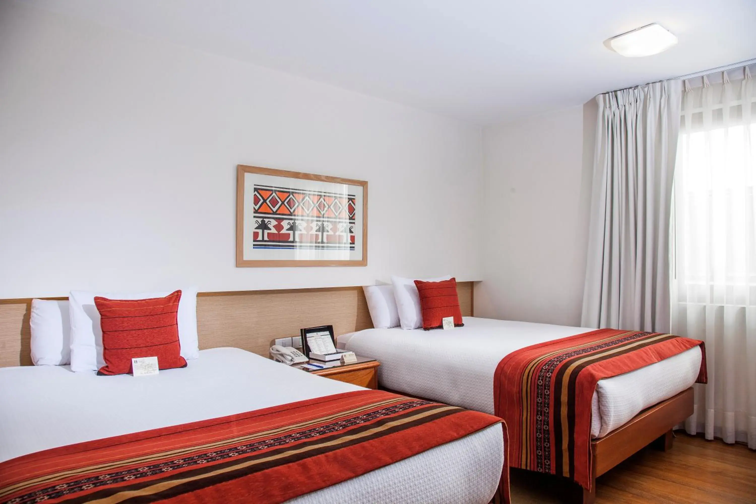 Family Room (2 Adults + 2 Children) in San Agustin Plaza Family Room (2 Adults + 2 Children) in San Agustin Plaza