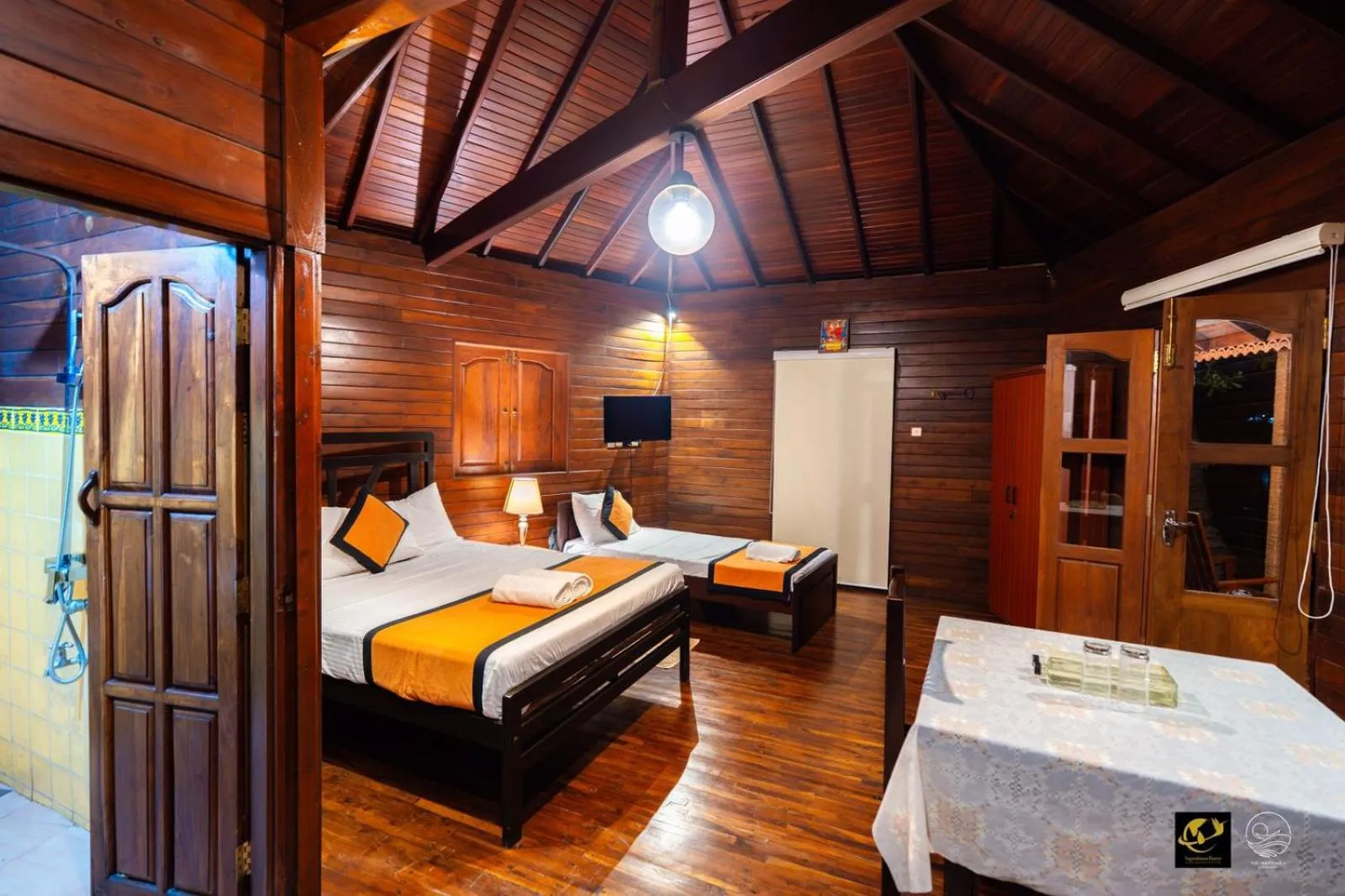 TV and multimedia, Bed in The Thotupola Habaraduwa