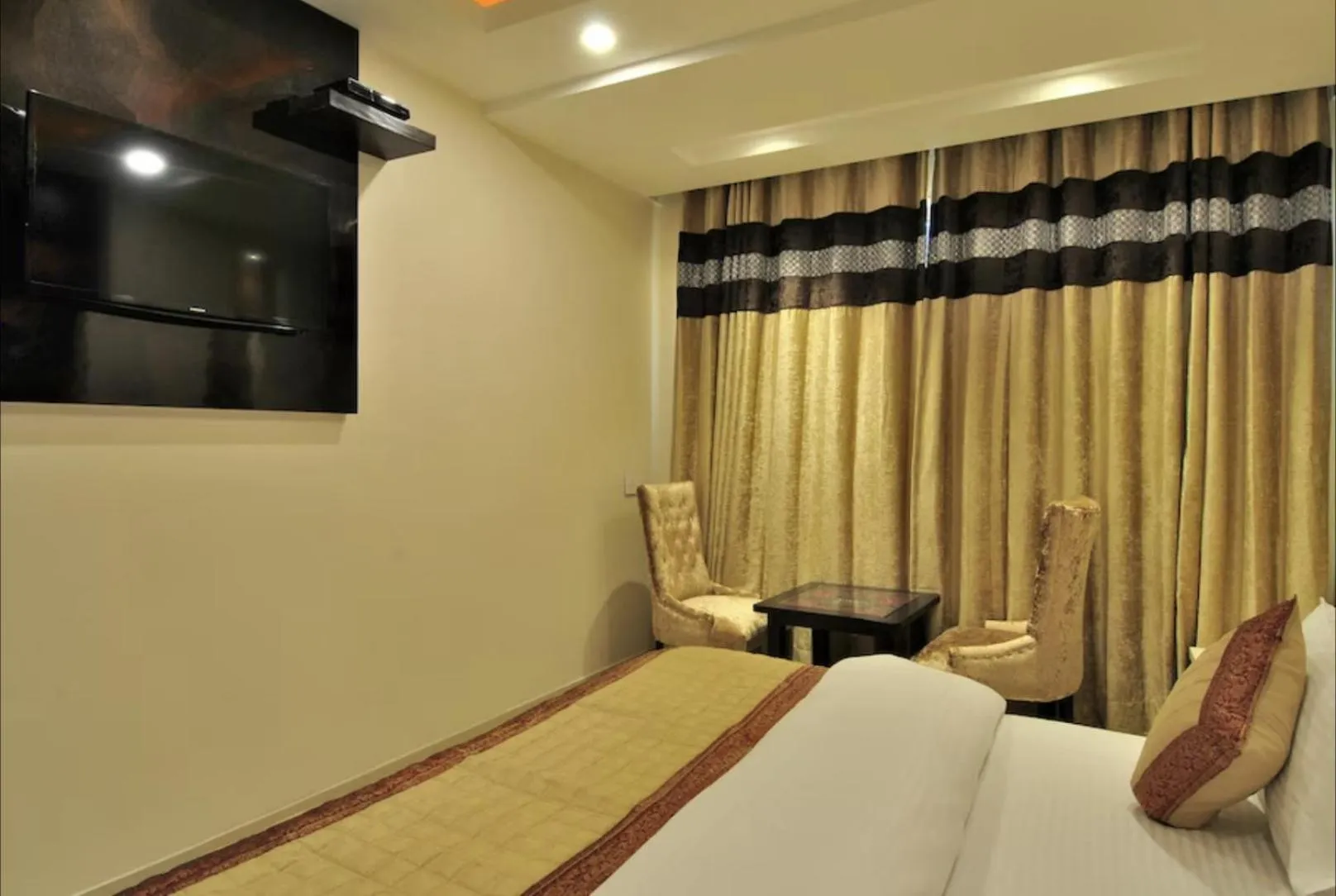 Bedroom in Hotel Sai Miracle - New Delhi