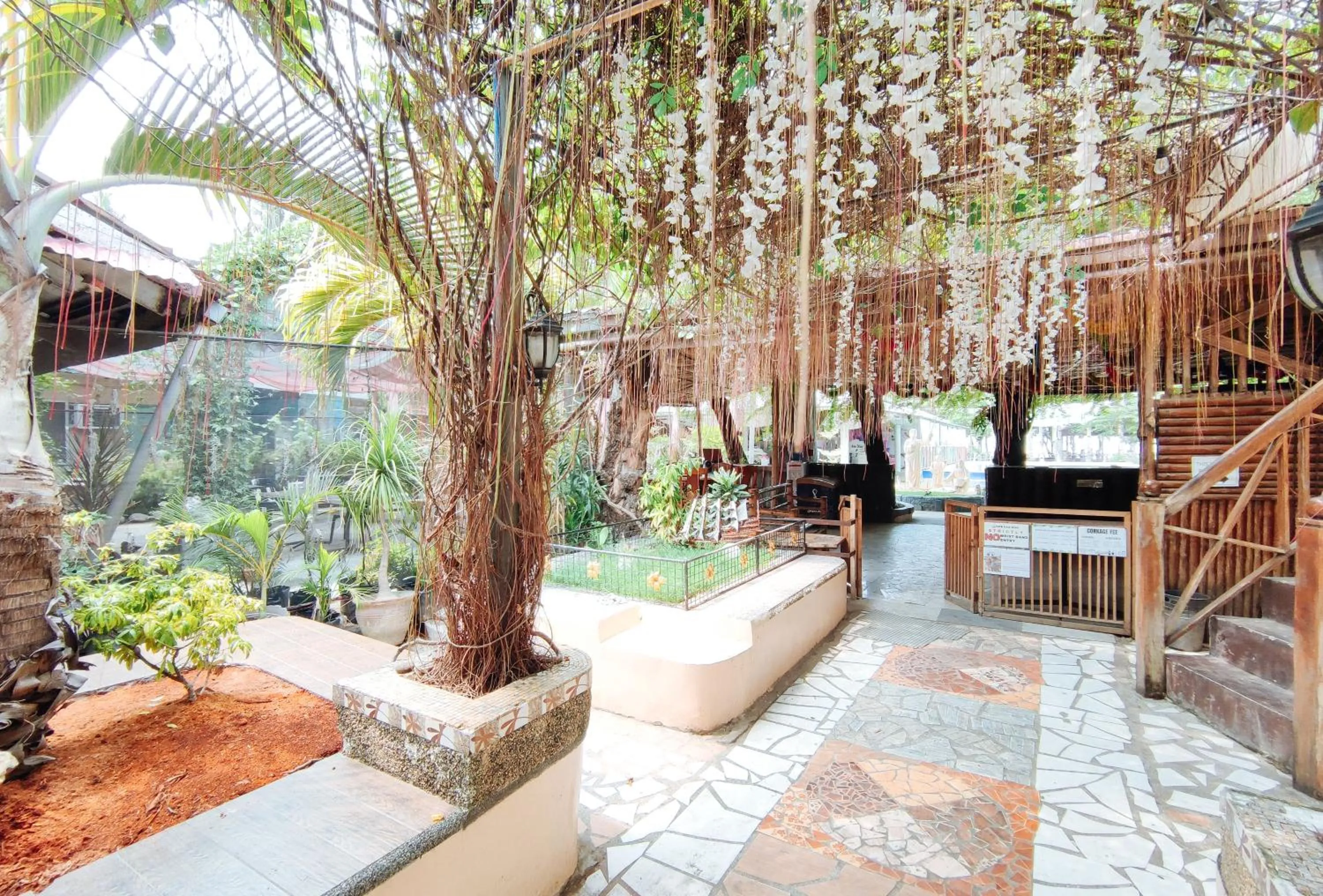 Property building in Iloilo Paraw Beach Resort