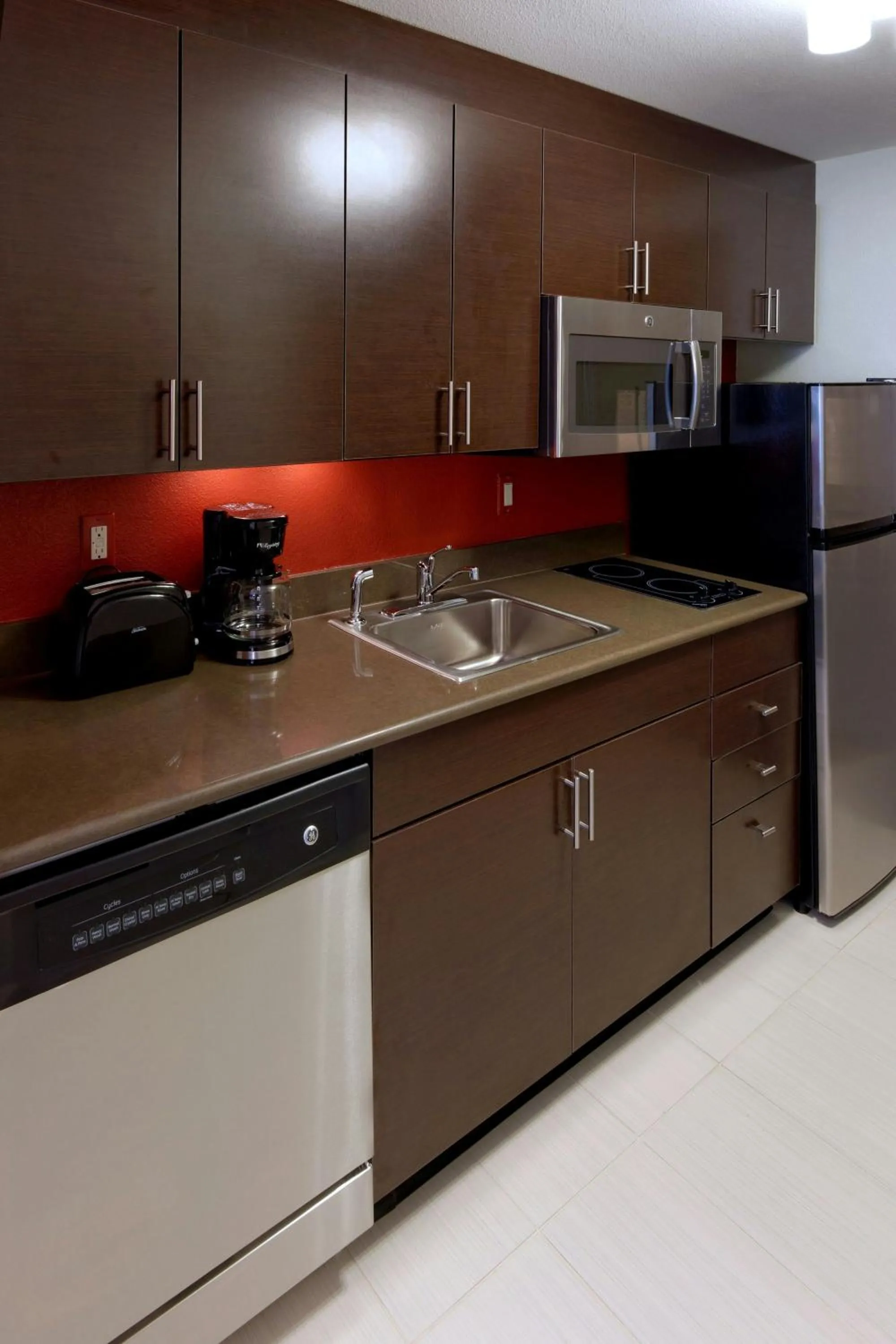 Kitchen or kitchenette in TownePlace Suites by Marriott Springfield
