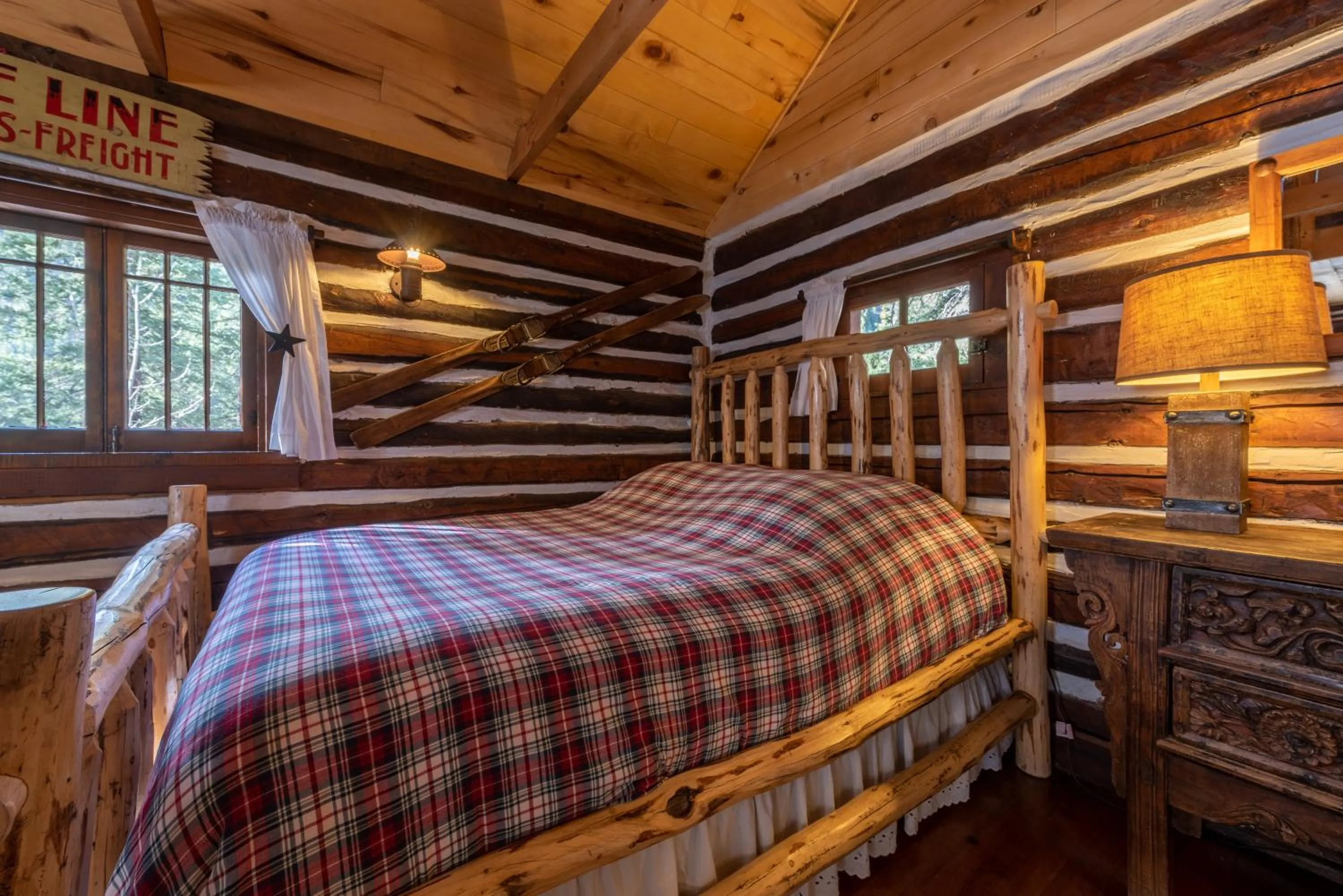 Bed in Pioneer Guest Cabins