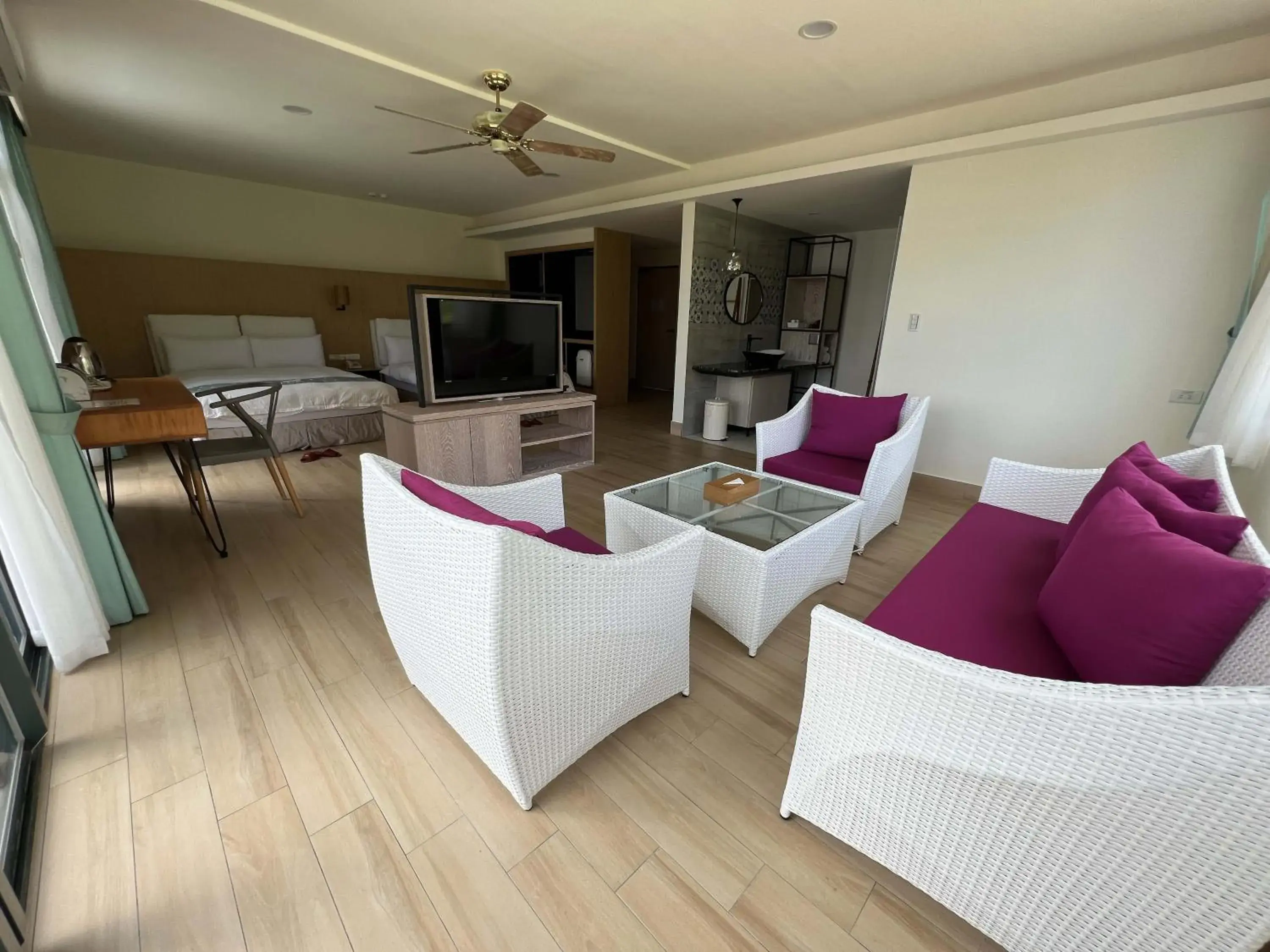 Deluxe Twin Room with Sea View in Sea Passion Hotel Deluxe Twin Room with Sea View in Sea Passion Hotel