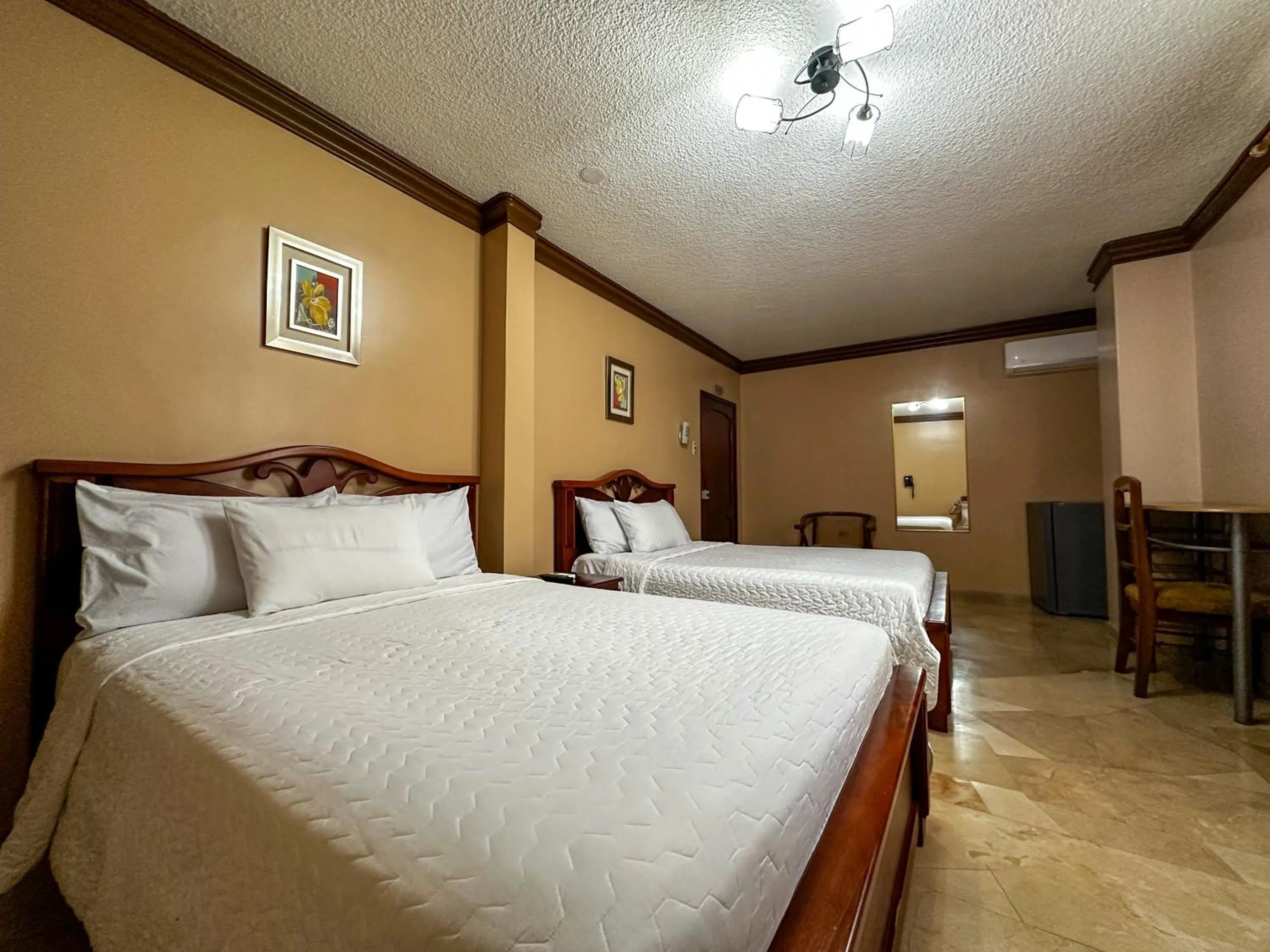 Bed in Hotel Bucaneiro