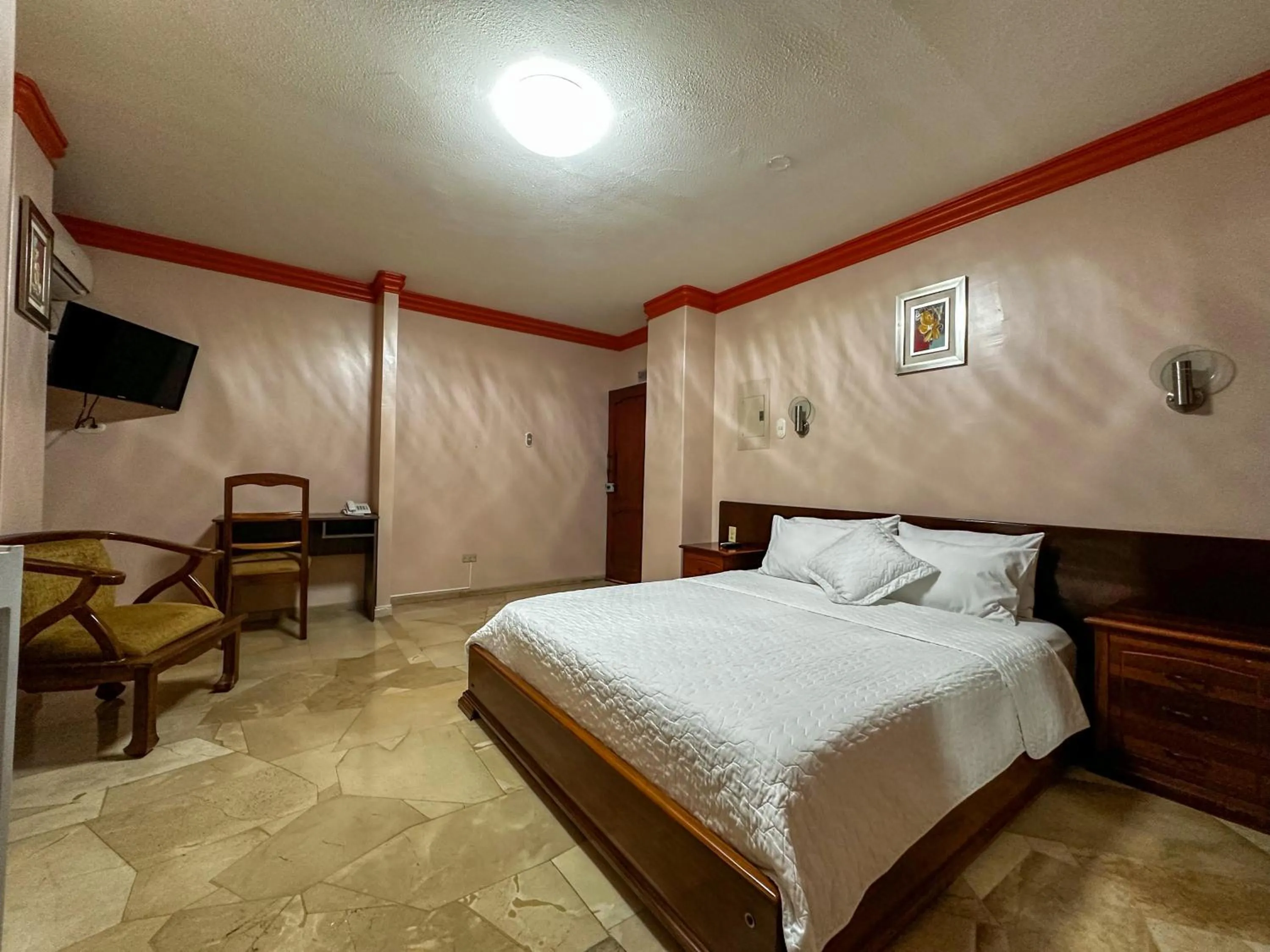 Bed in Hotel Bucaneiro