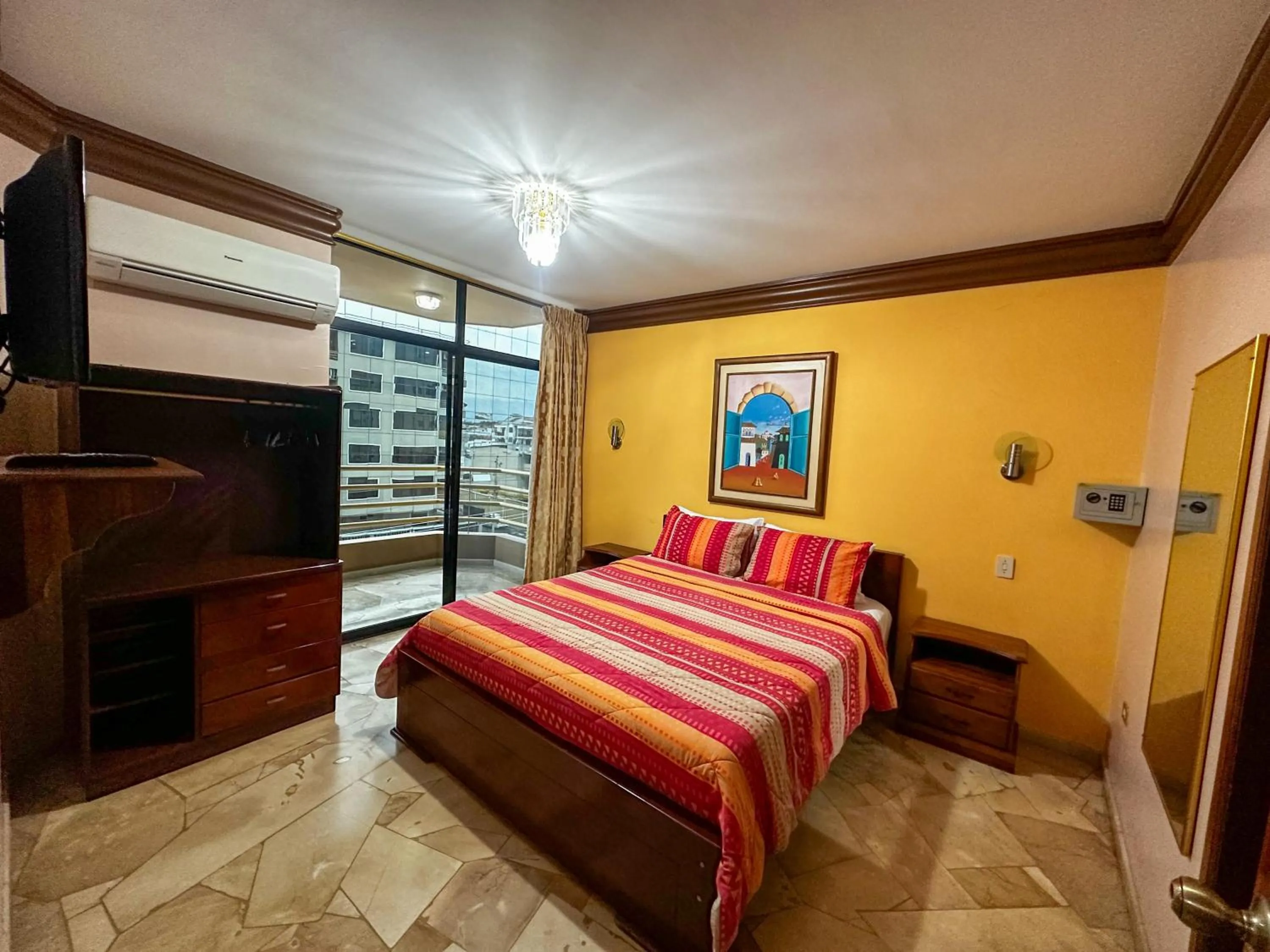 Bed in Hotel Bucaneiro