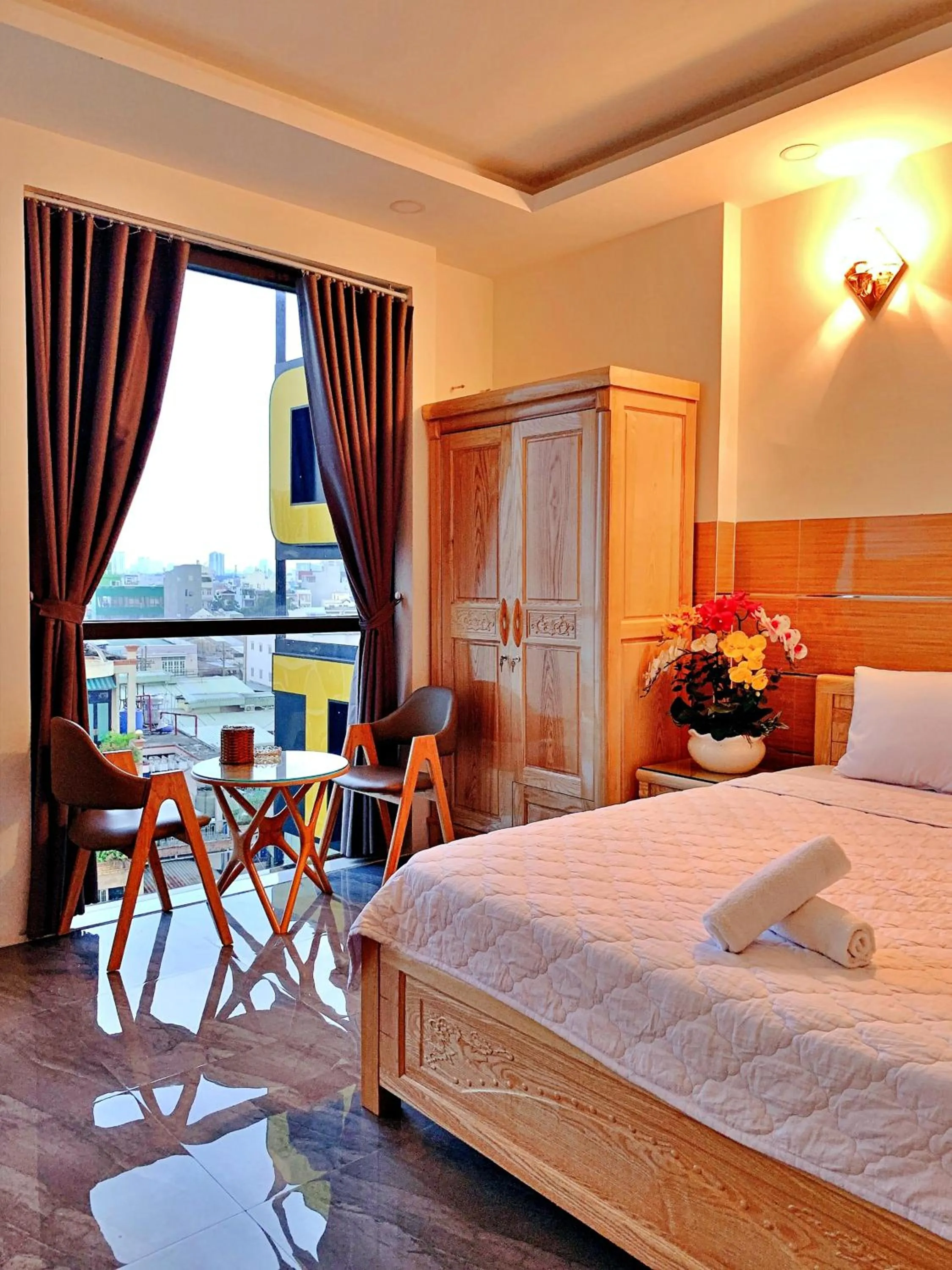 Bed in HANZ 868 Hotel Saigon