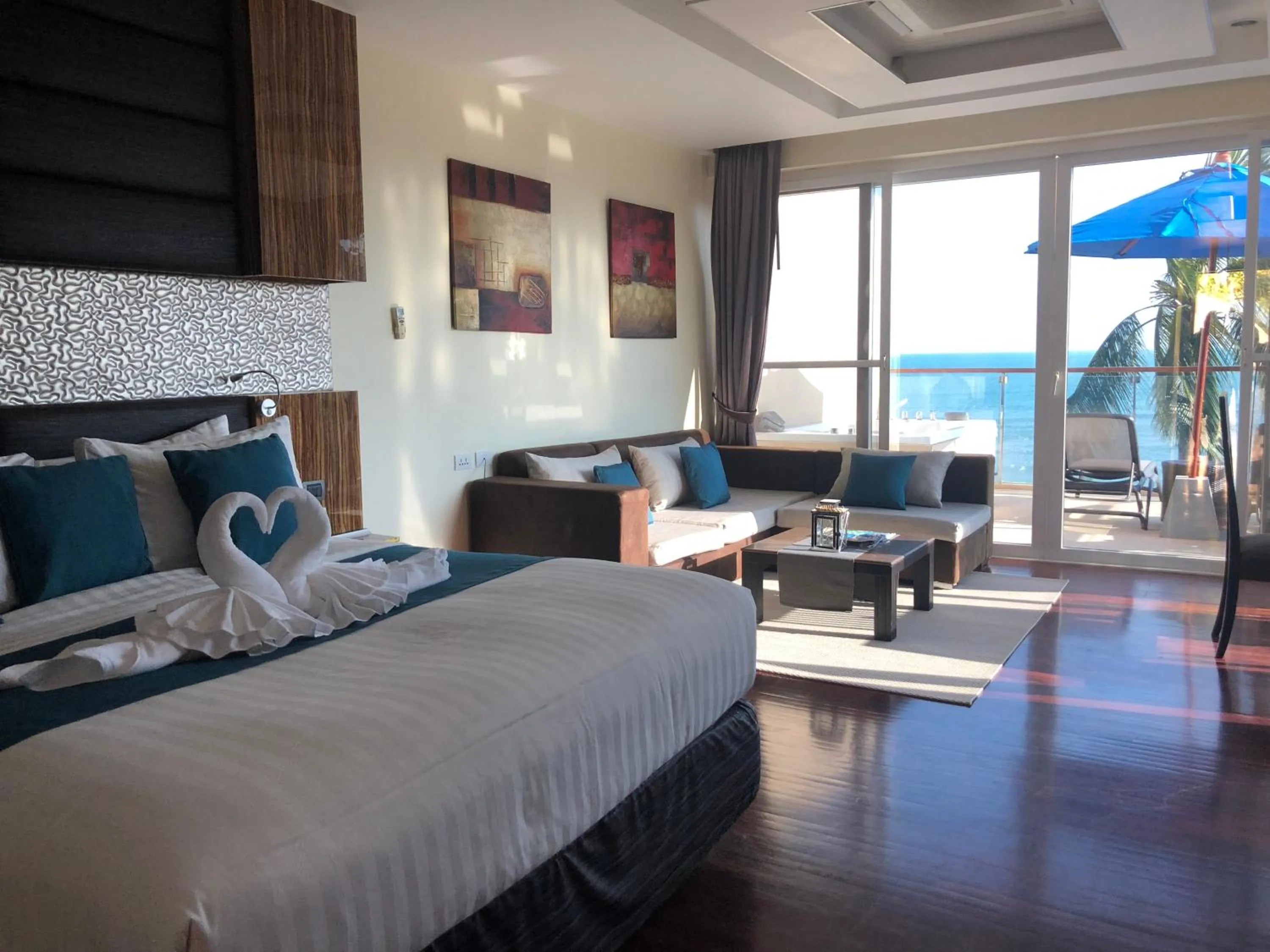 Photo of the whole room, Bed in Royal Beach Boutique Resort & Spa Koh Samui