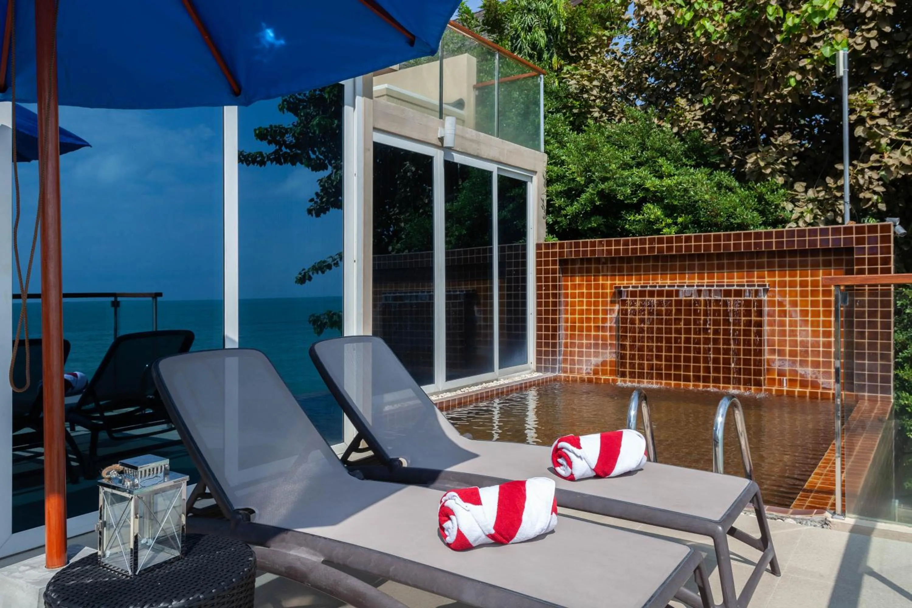 Balcony/Terrace in Royal Beach Boutique Resort & Spa Koh Samui