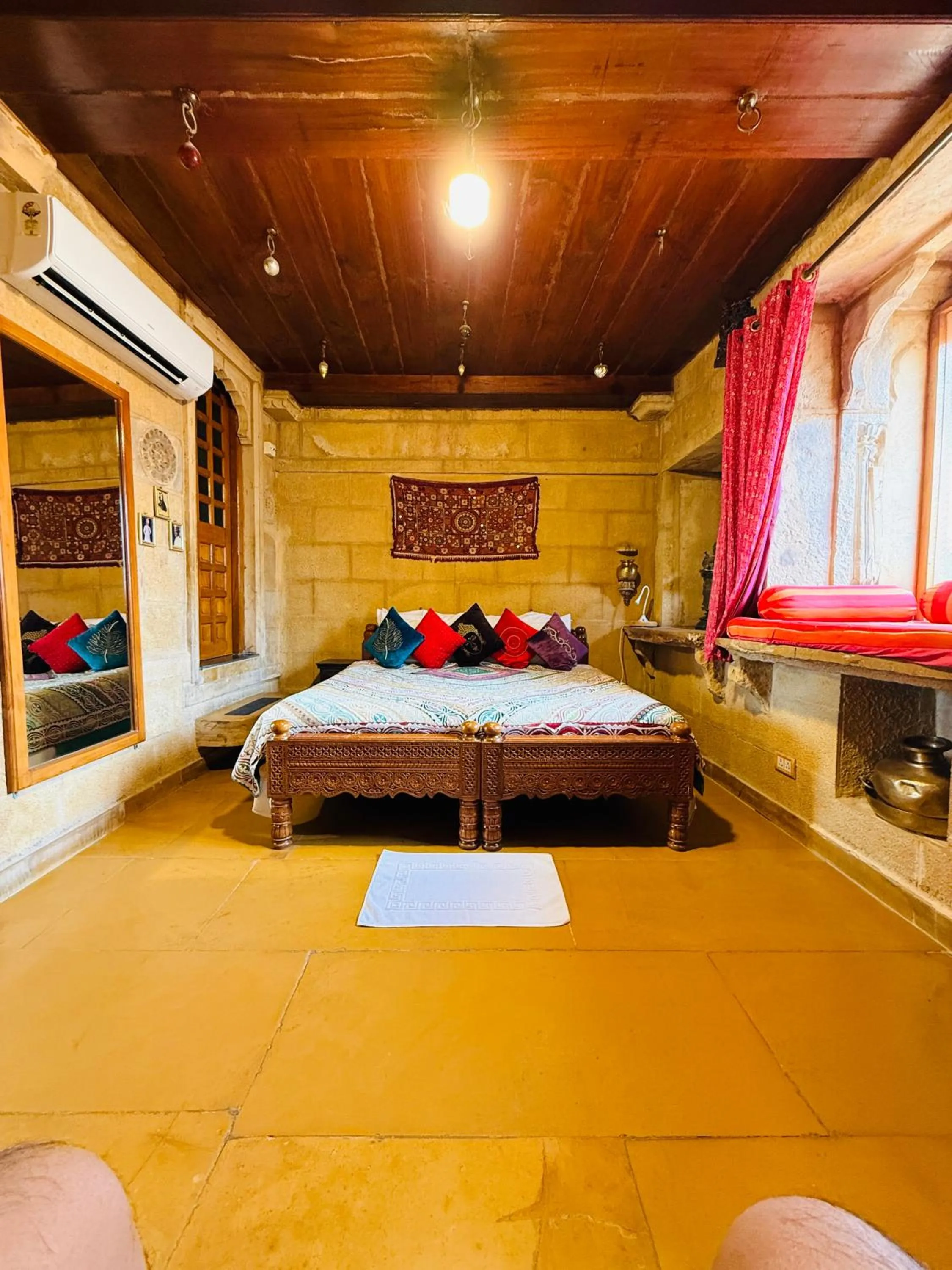 Bed in Hotel Victoria