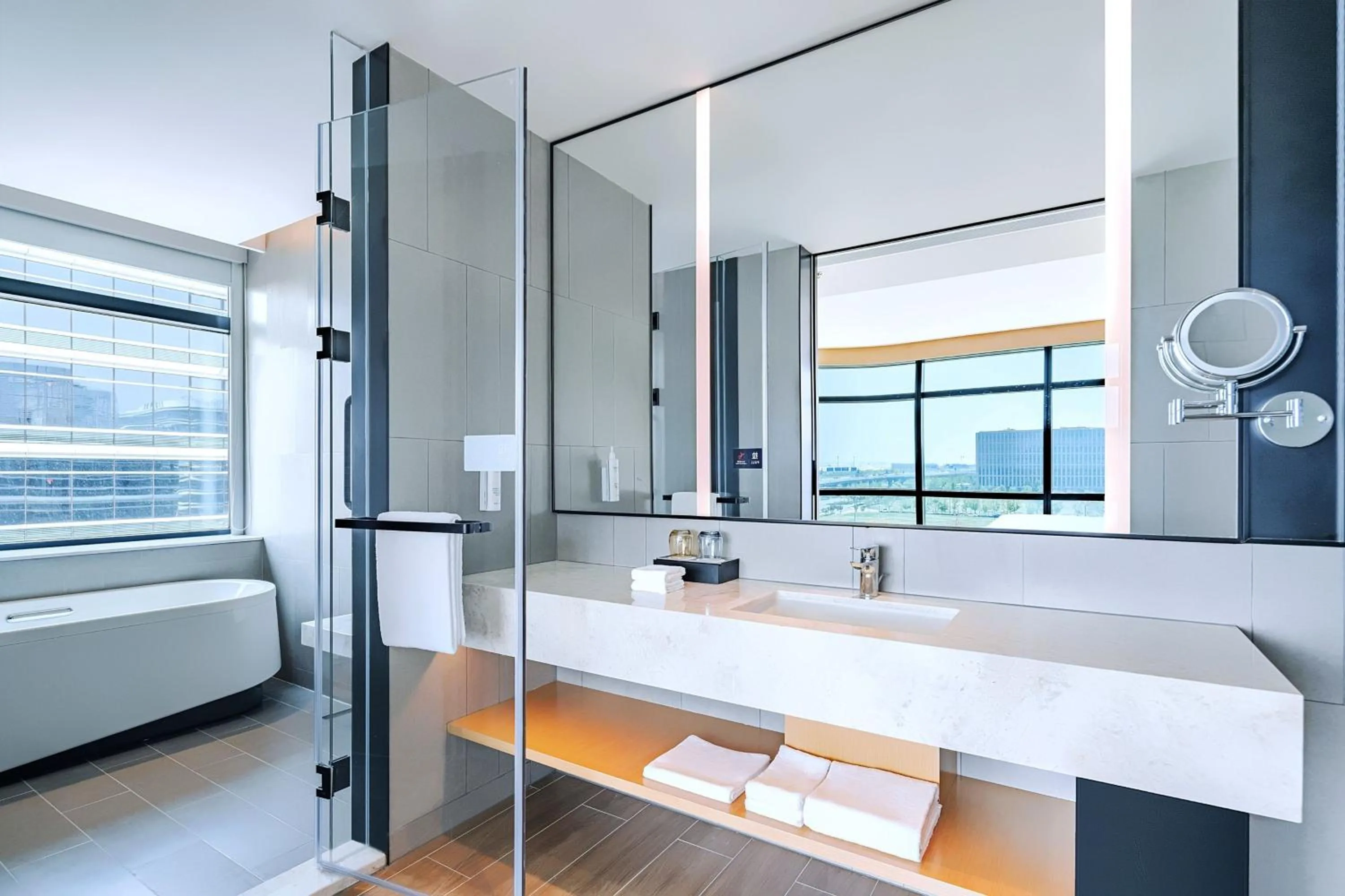 Photo of the whole room in Fairfield by Marriott Beijing Daxing Airport