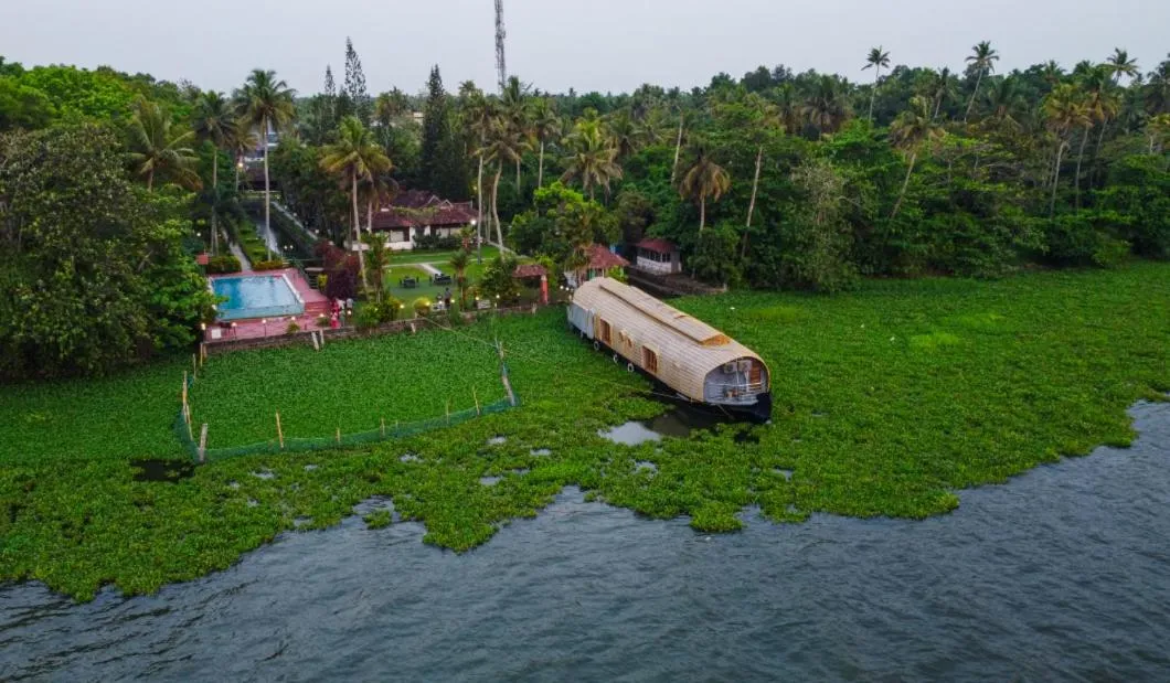 Paradise Heritage Resort