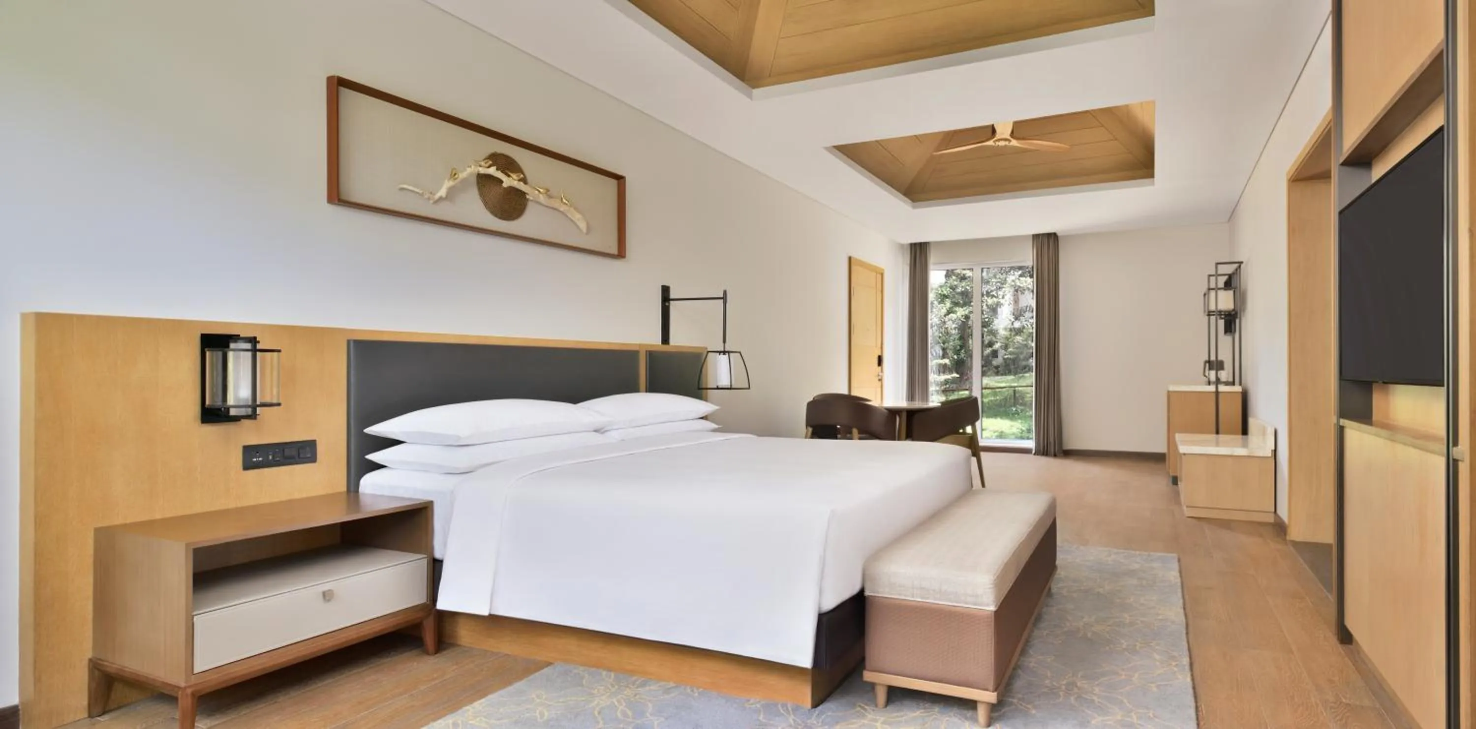 Bed in Coorg Marriott Resort & Spa