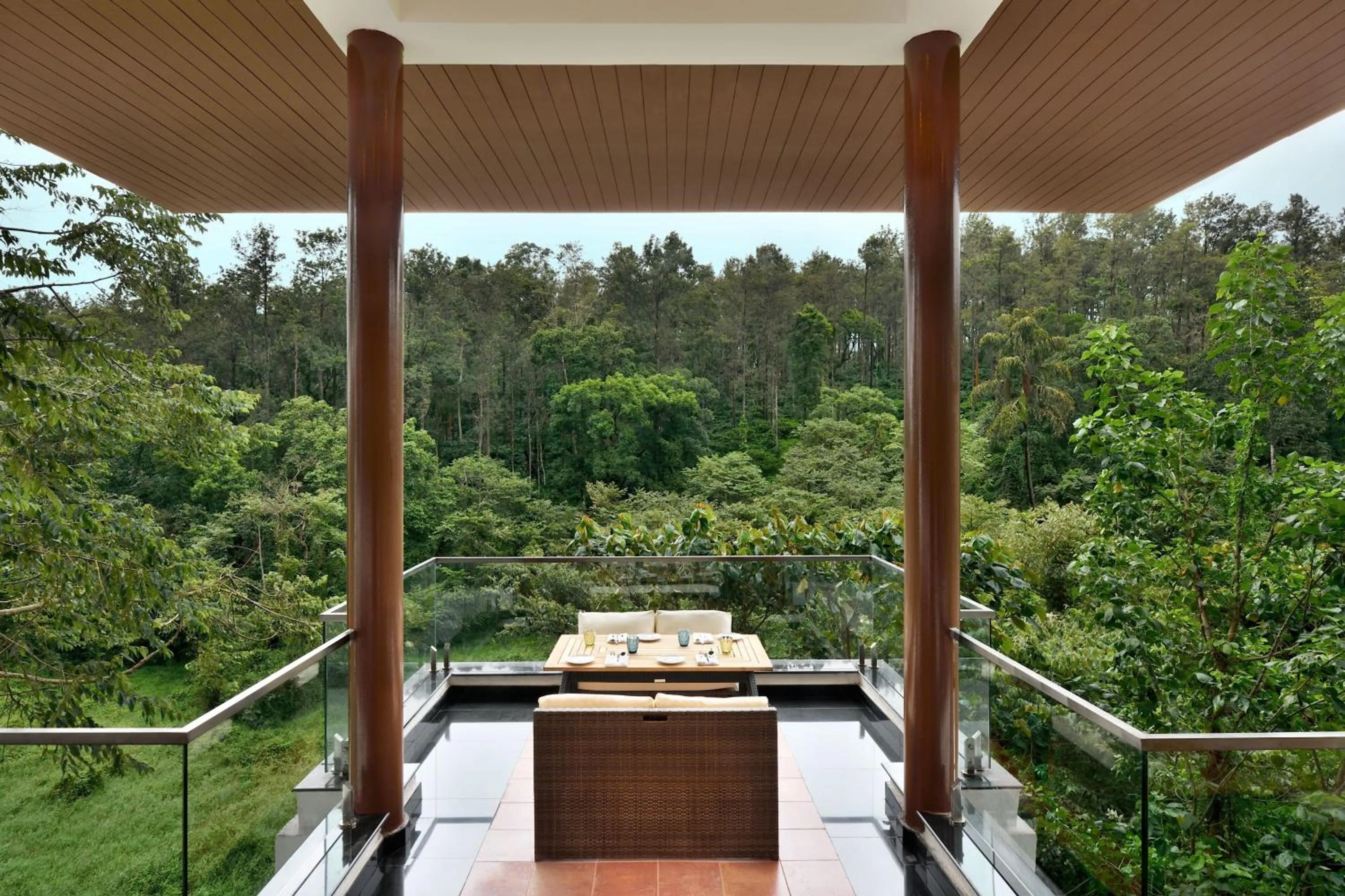 Restaurant/places to eat in Coorg Marriott Resort & Spa