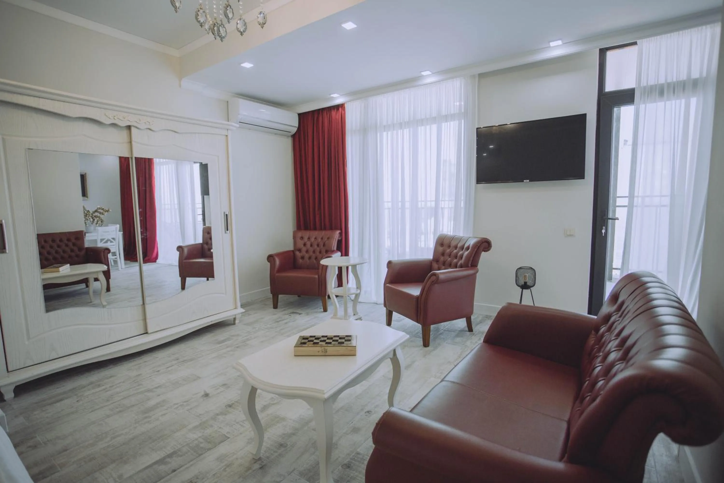 Living room in Royal Medis Hotel