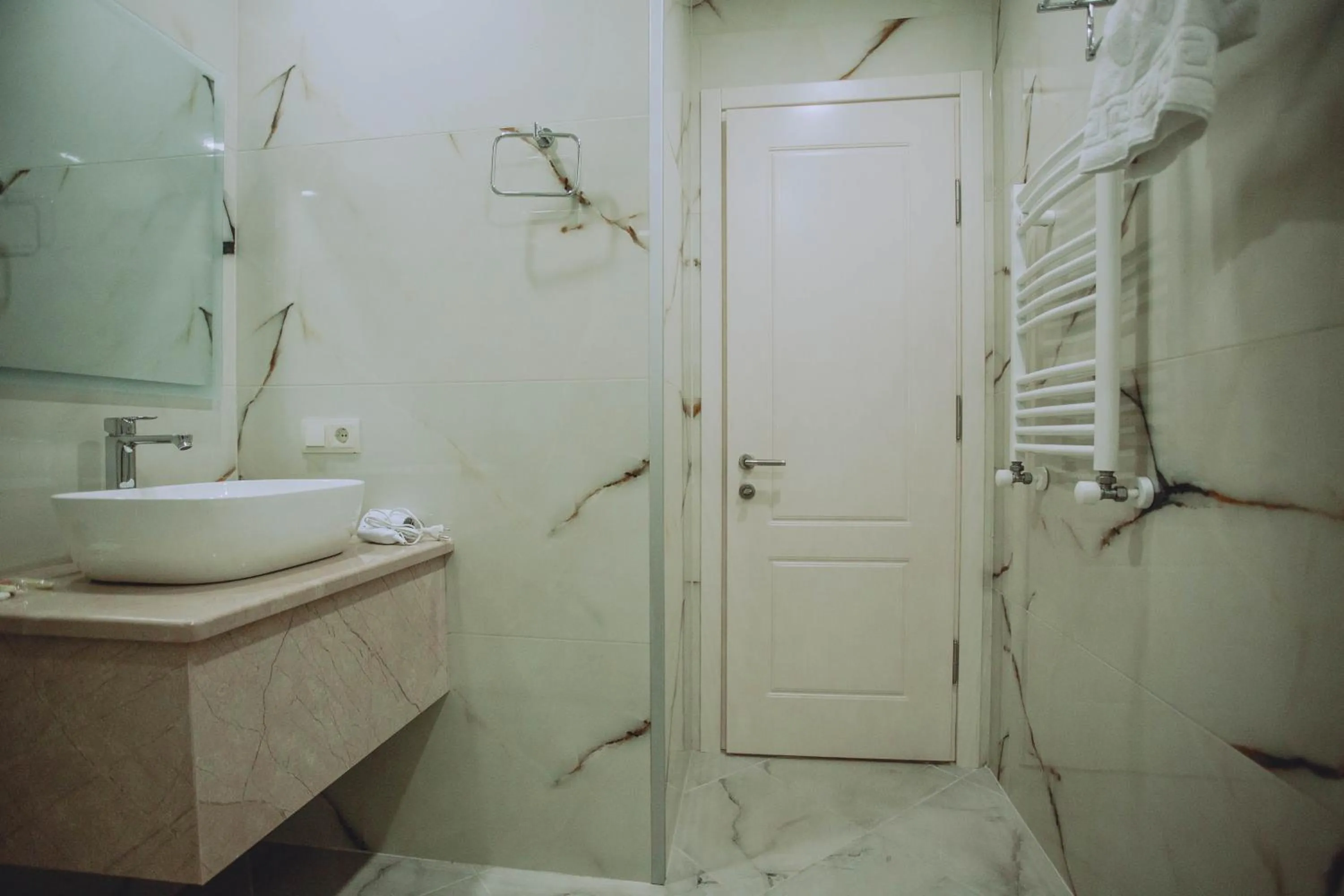 Shower in Royal Medis Hotel