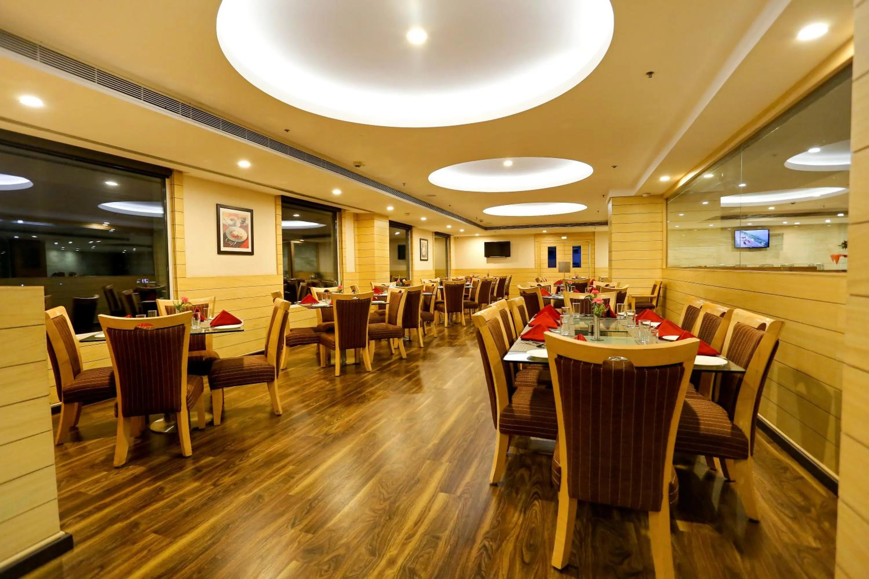 Restaurant/places to eat in Sivaraj Inn Salem