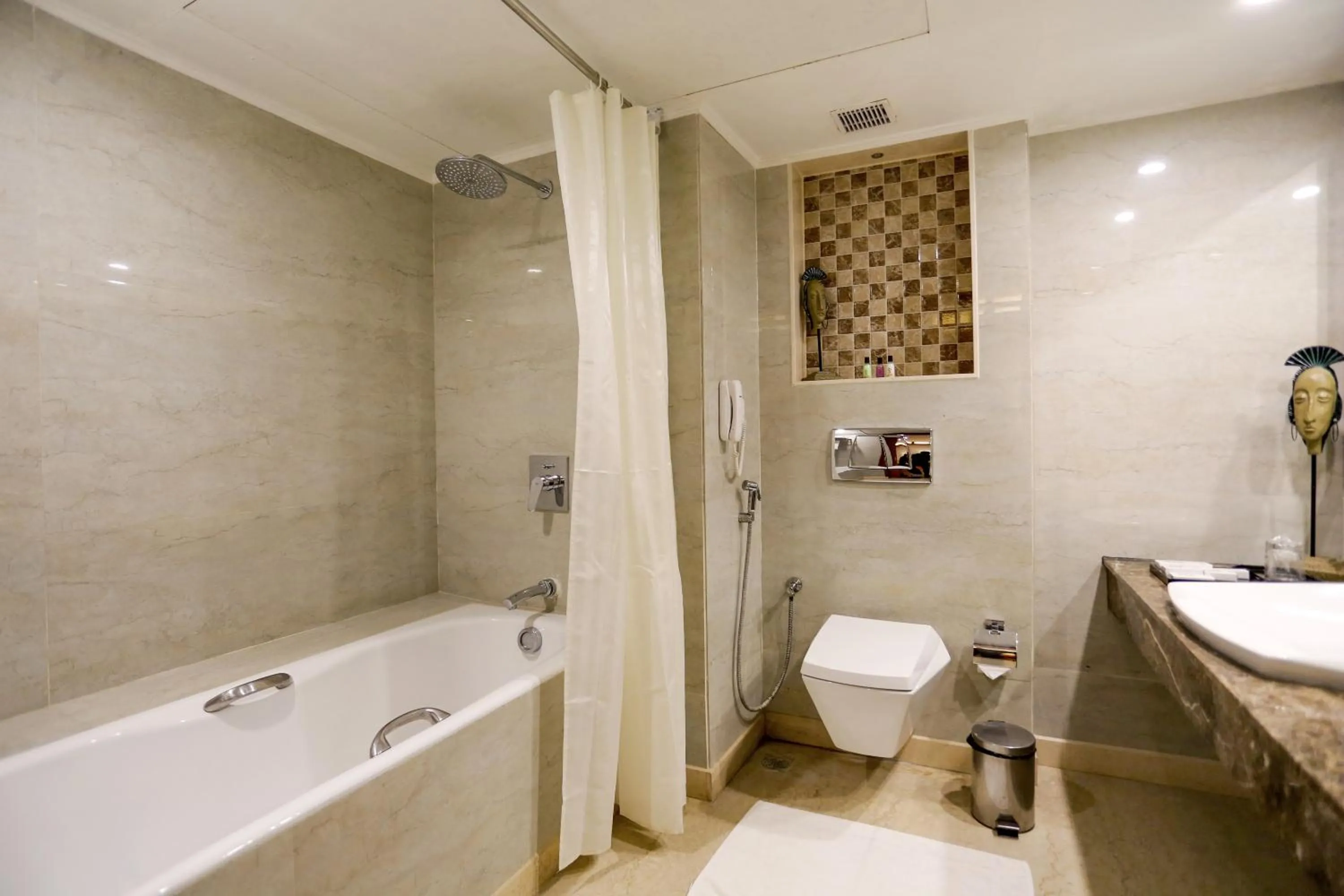 Shower in Sivaraj Inn Salem