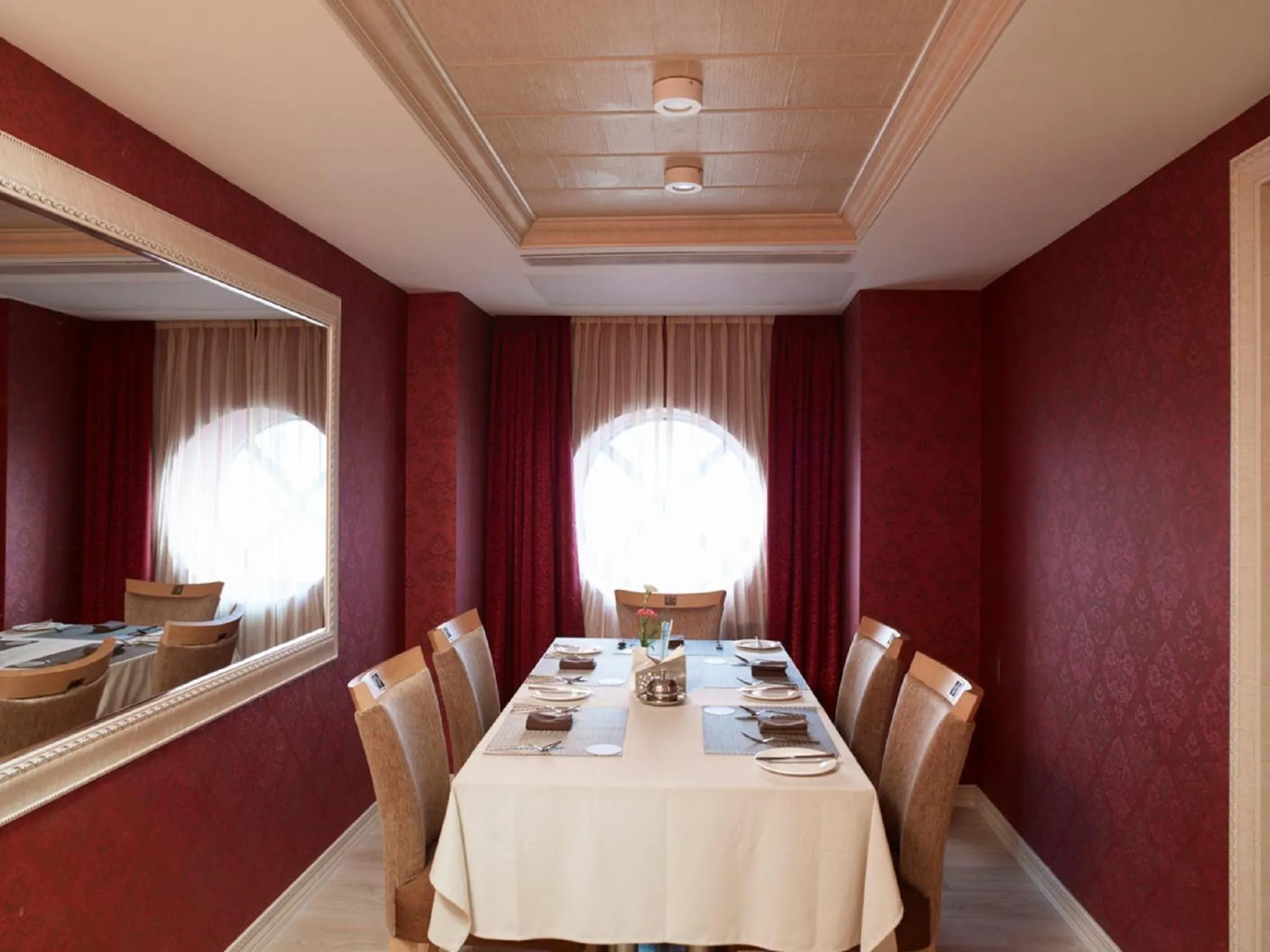 Banquet/Function facilities in Sivaraj Inn Salem