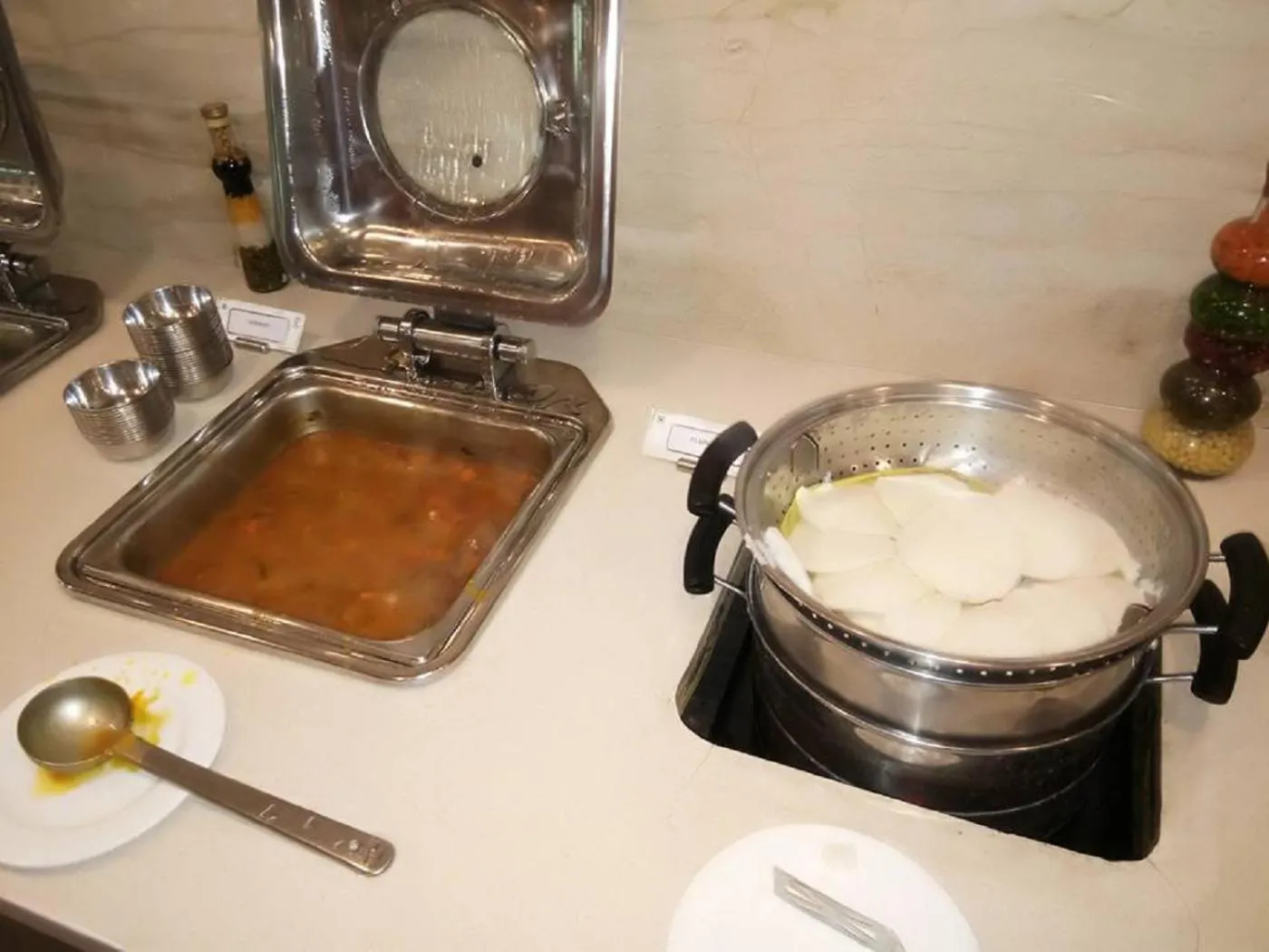 Breakfast in Sivaraj Inn Salem