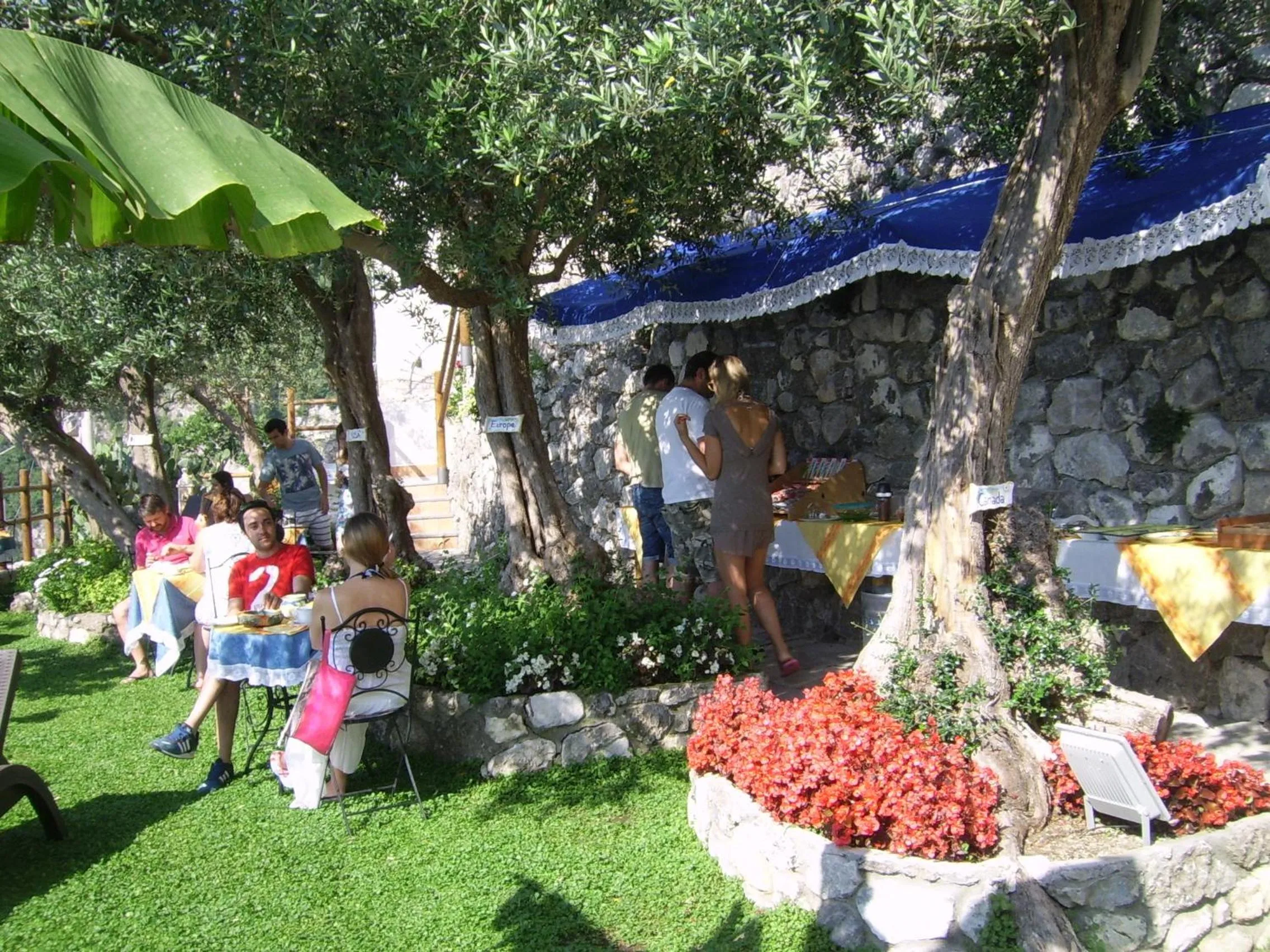 Continental breakfast in World Center
