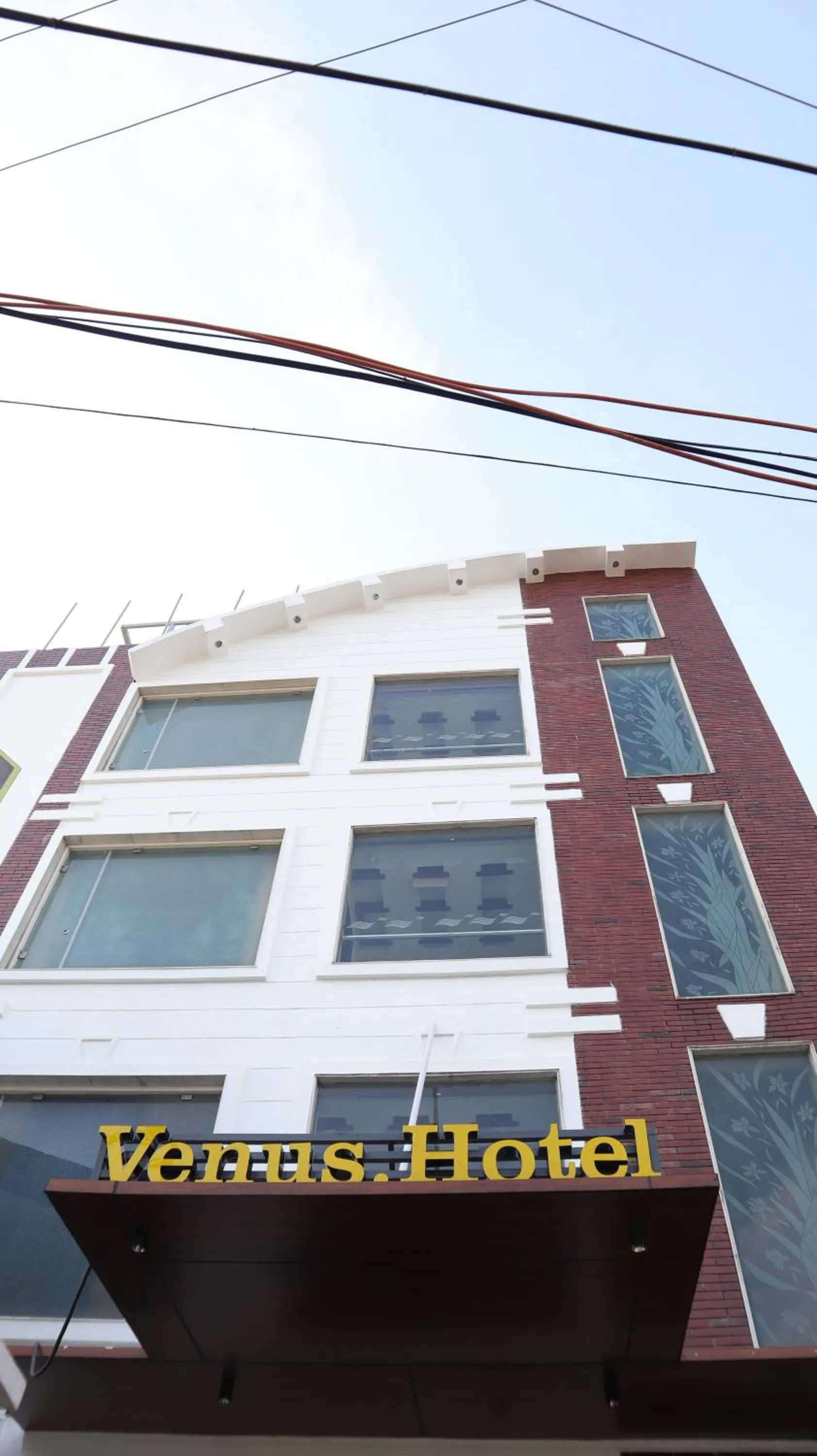 VENUS.HOTEL
