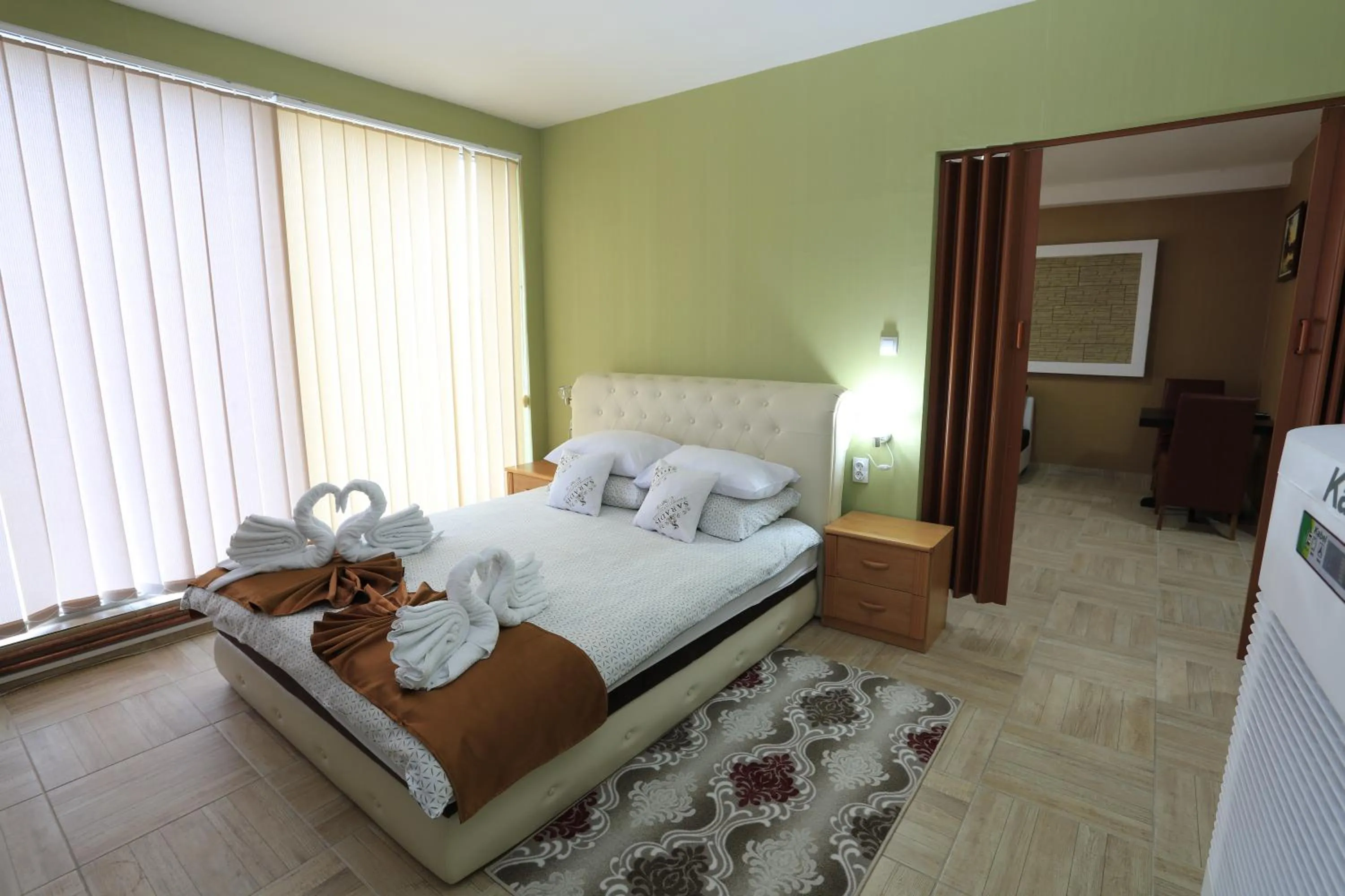 Bed in Hotel Saradis