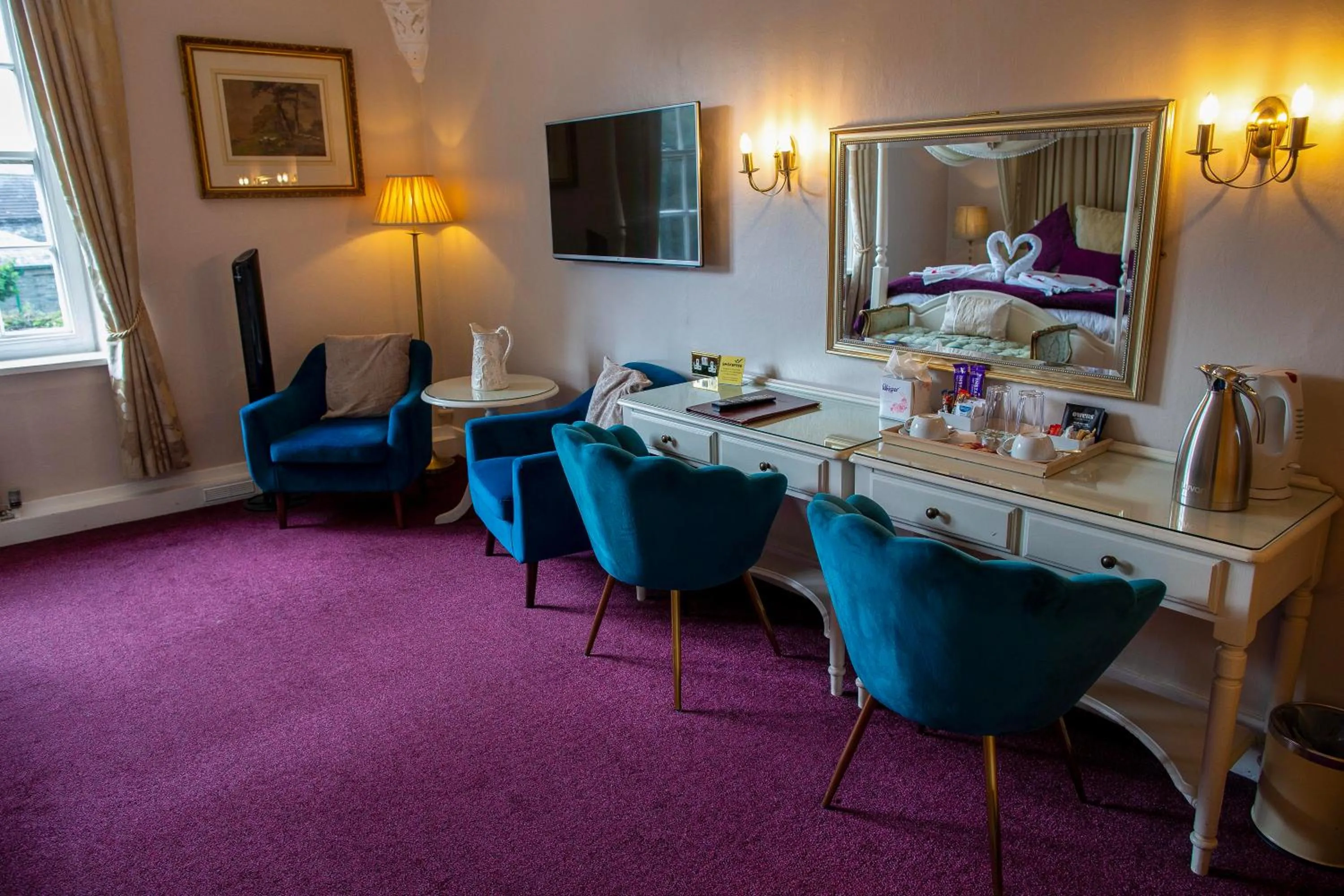 Bedroom in Bedford Hotel