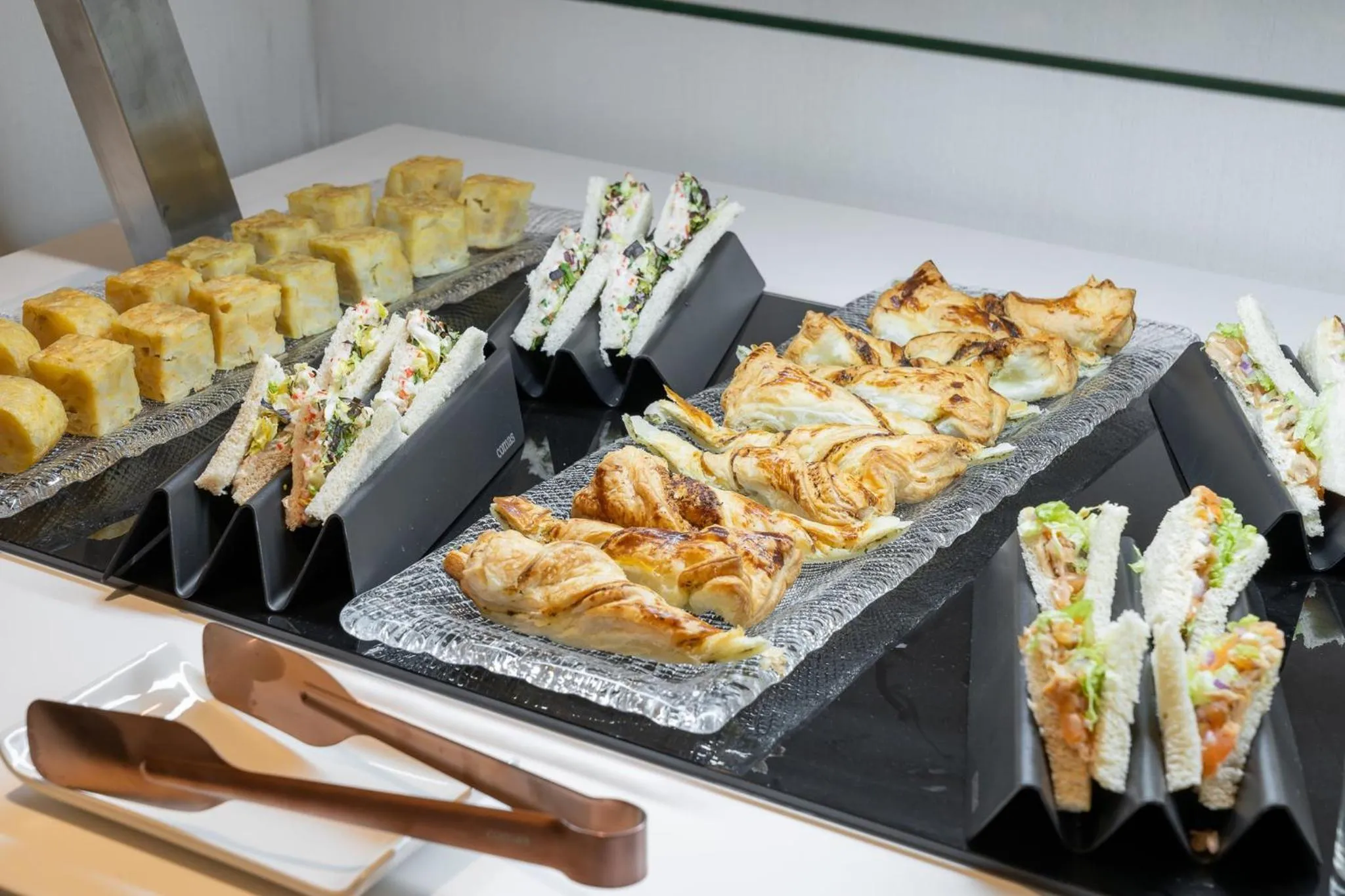 Buffet breakfast in Sercotel EsteOeste