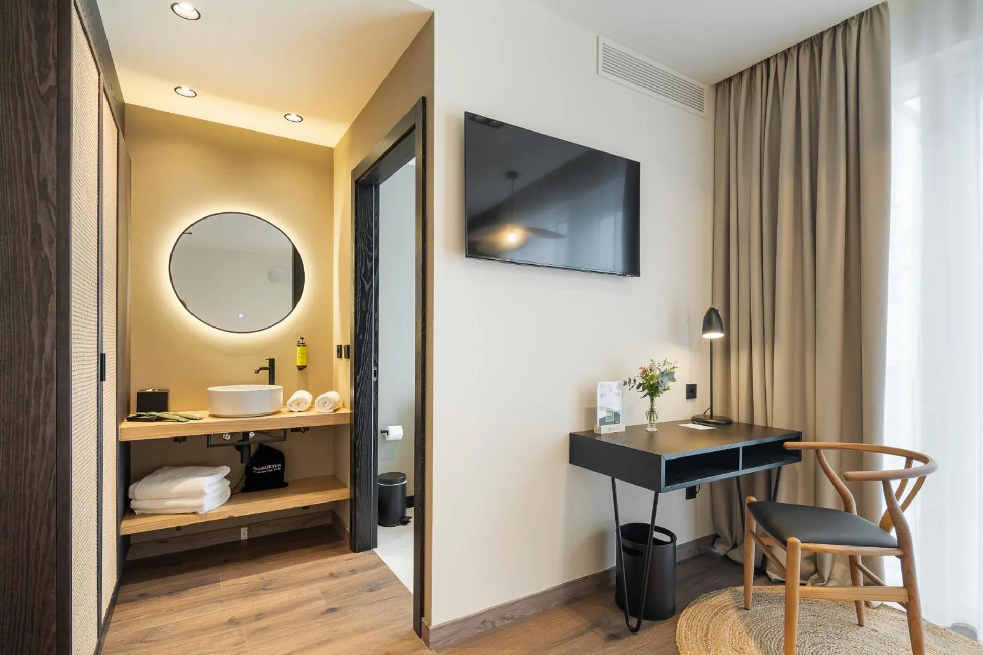 Bathroom in Sercotel EsteOeste