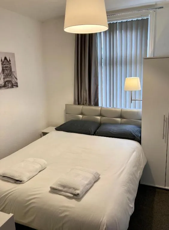 Bed in The Hotel And Bar Blackpool