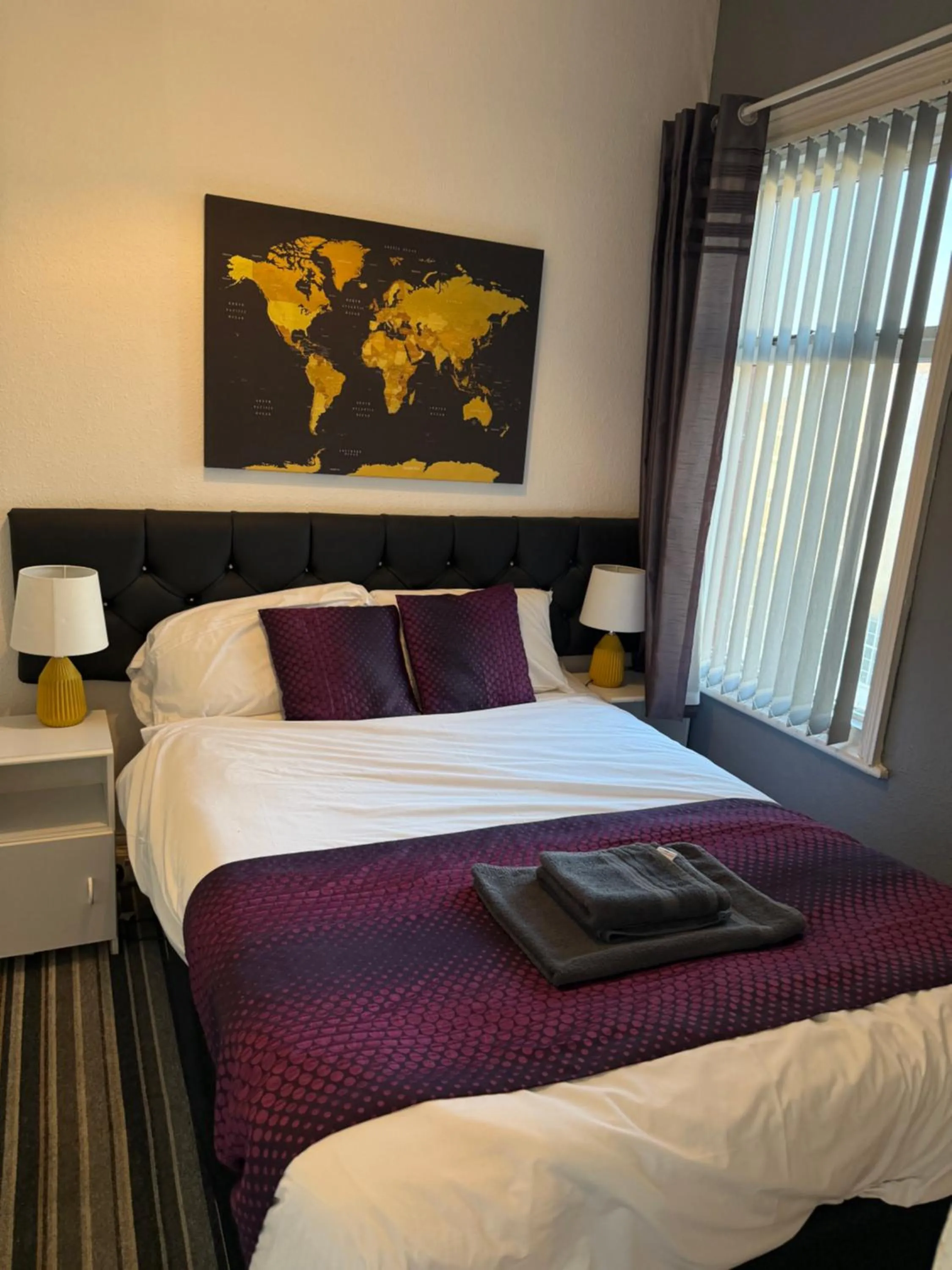 Bed in The Hotel And Bar Blackpool