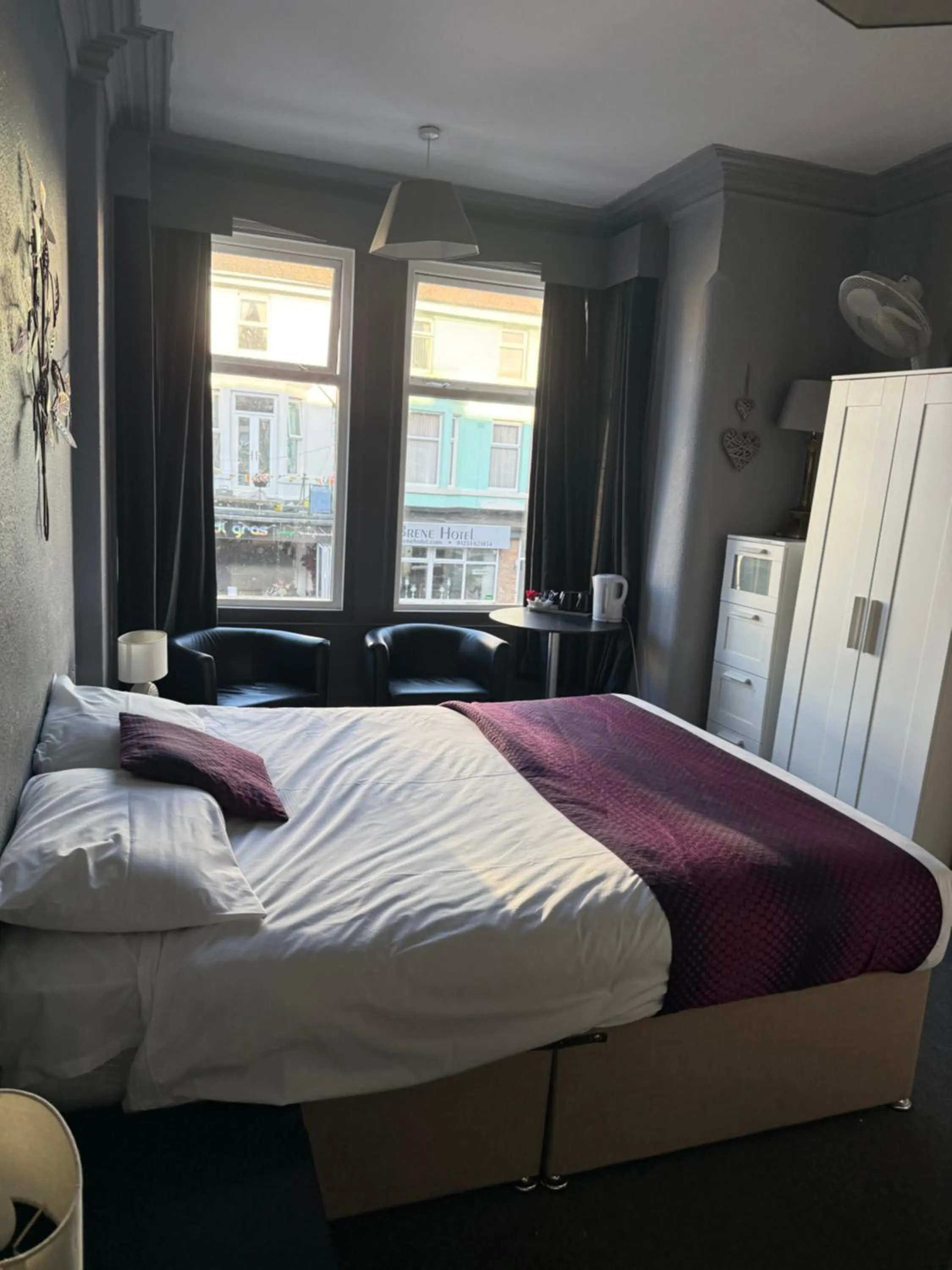 Bed in The Hotel And Bar Blackpool