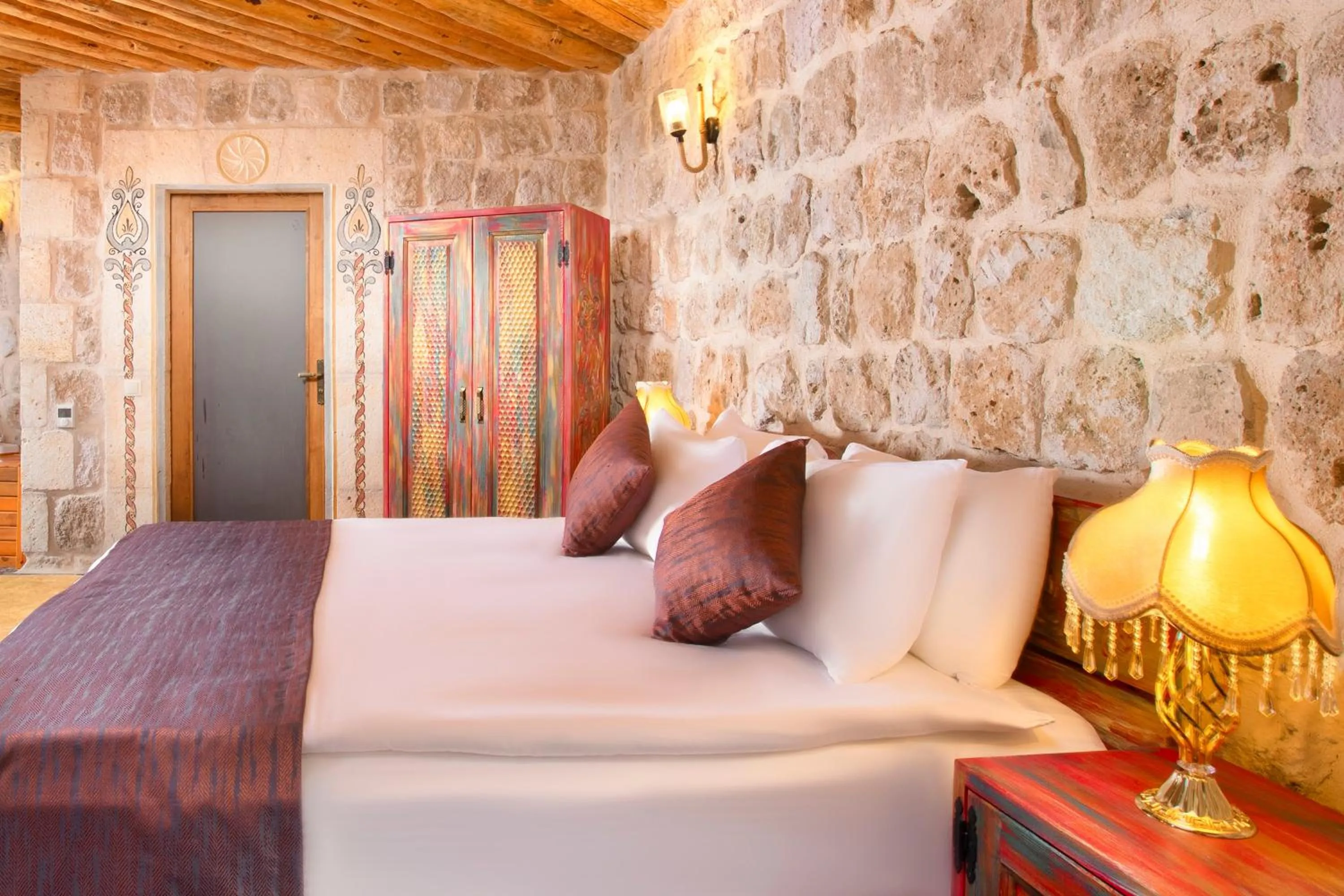 Bed in Cappadocia Pema Cave House